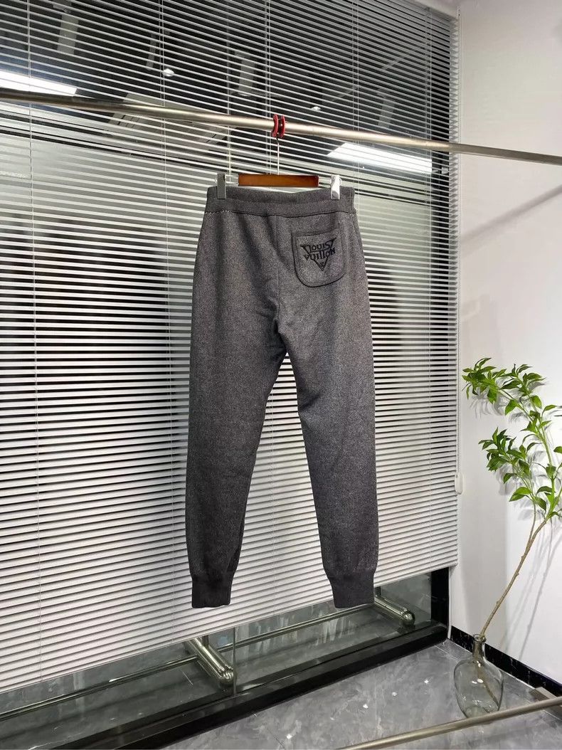 Louis Vuitton LOUIS VUITTON size m Cashmere Sport Pants 2504-Nextarrow Size US 30 / EU 46 - 2 Thumbnail