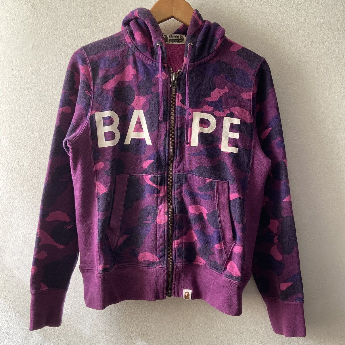 Bape Bape purple Camo spell out zip up hoodie Size US S / EU 44-46 / 1 - 1 Thumbnail