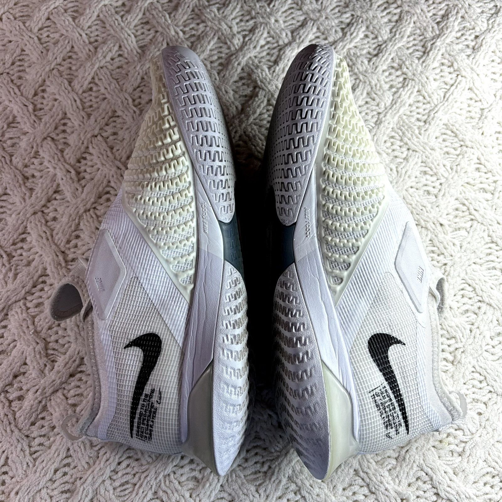 Nike Nike React Vapor NXT HC White Black Men's Tennis Shoes CV072 Size US 8 / EU 41 - 15 Thumbnail