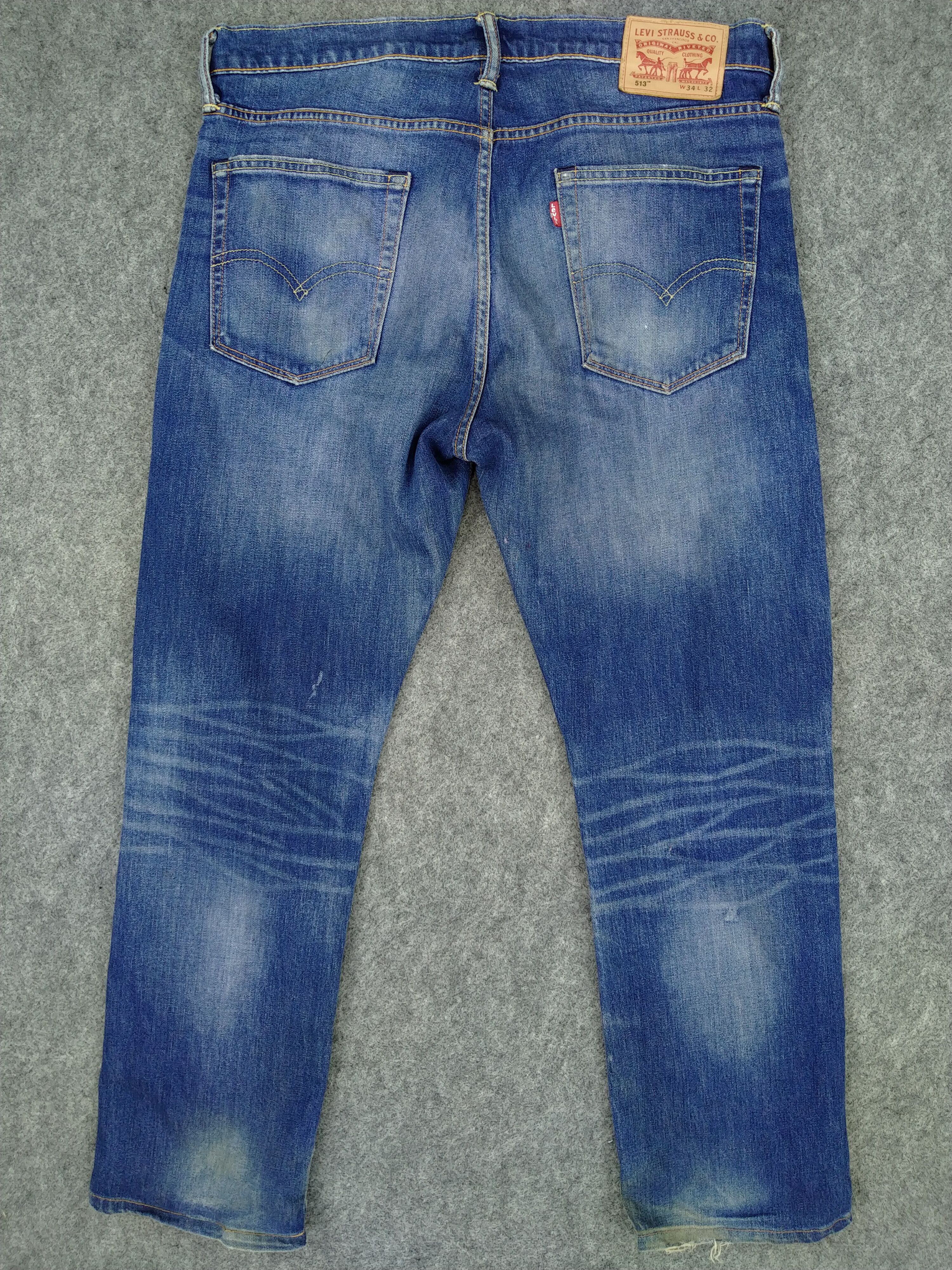 Levi's Blue Distressed Levi's 513 Jeans Denim 35x28.5 -JN216 Size US 35 - 2 Thumbnail