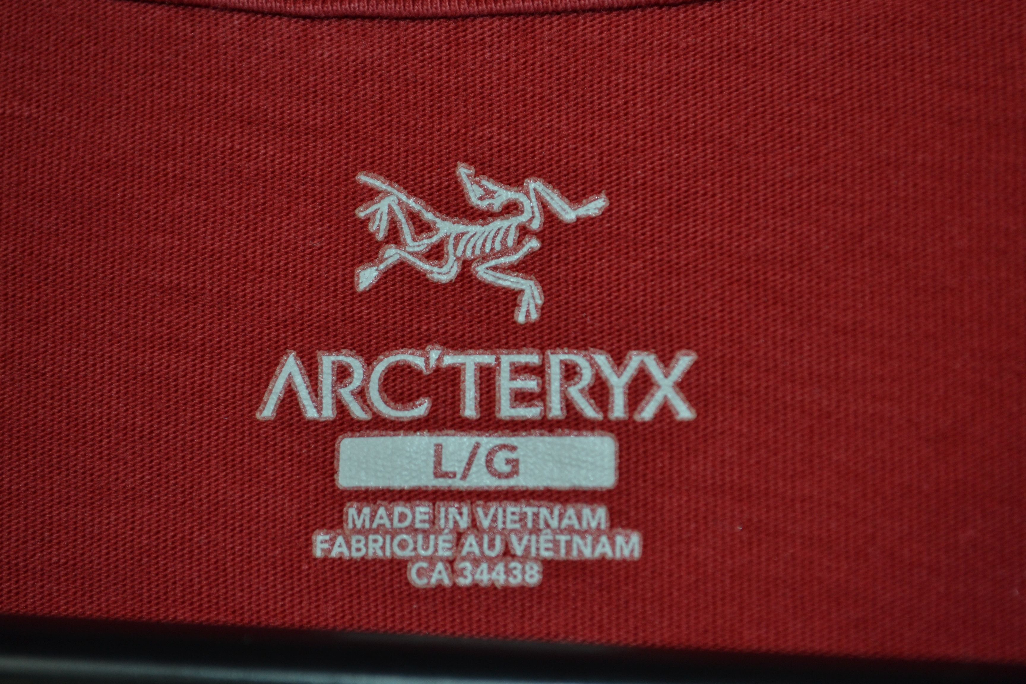 Arc'teryx Arc'teryx Emblem T-shirt SS Men's L Red Cotton Size US L / EU 52-54 / 3 - 4 Thumbnail