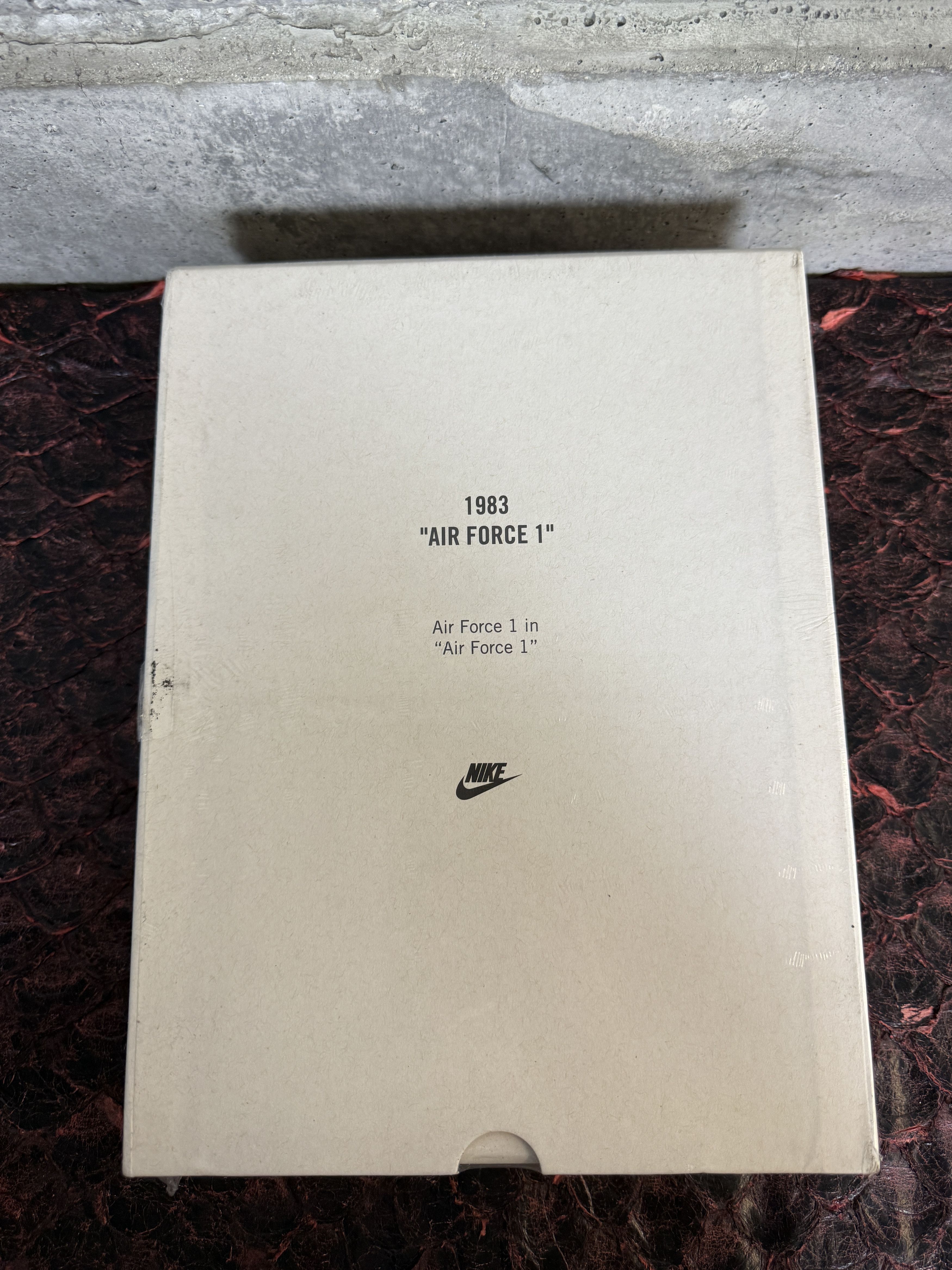 Nike 297/325 Nike Vintage Ad 1983 Air Force 1 500 Piece Puzzle Size ONE SIZE - 5 Thumbnail