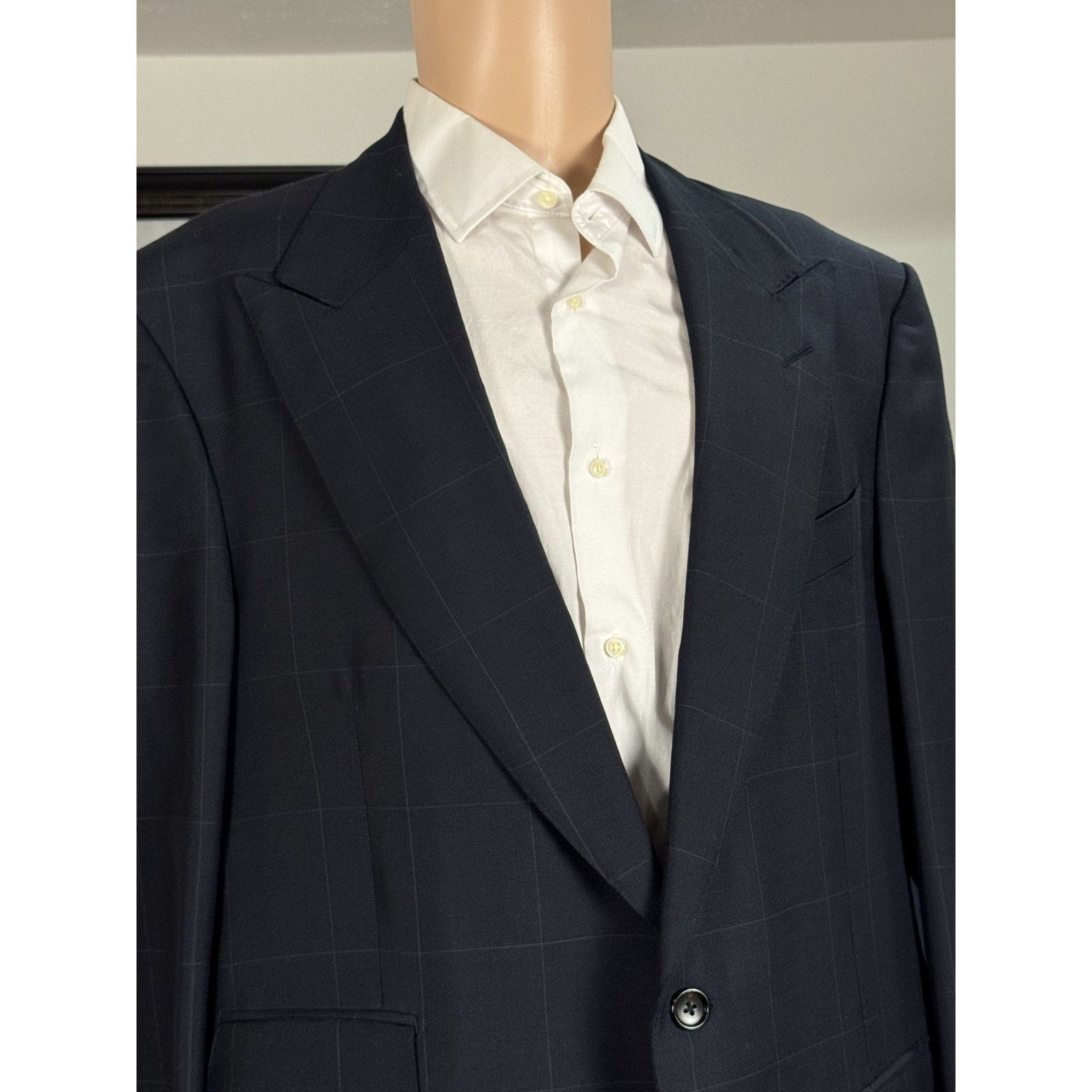 Tom Ford Tom Ford Navy Windowpane Suit 2 Pc Peak 48R 39x30 WoolMohair Size 48R - 2 Thumbnail