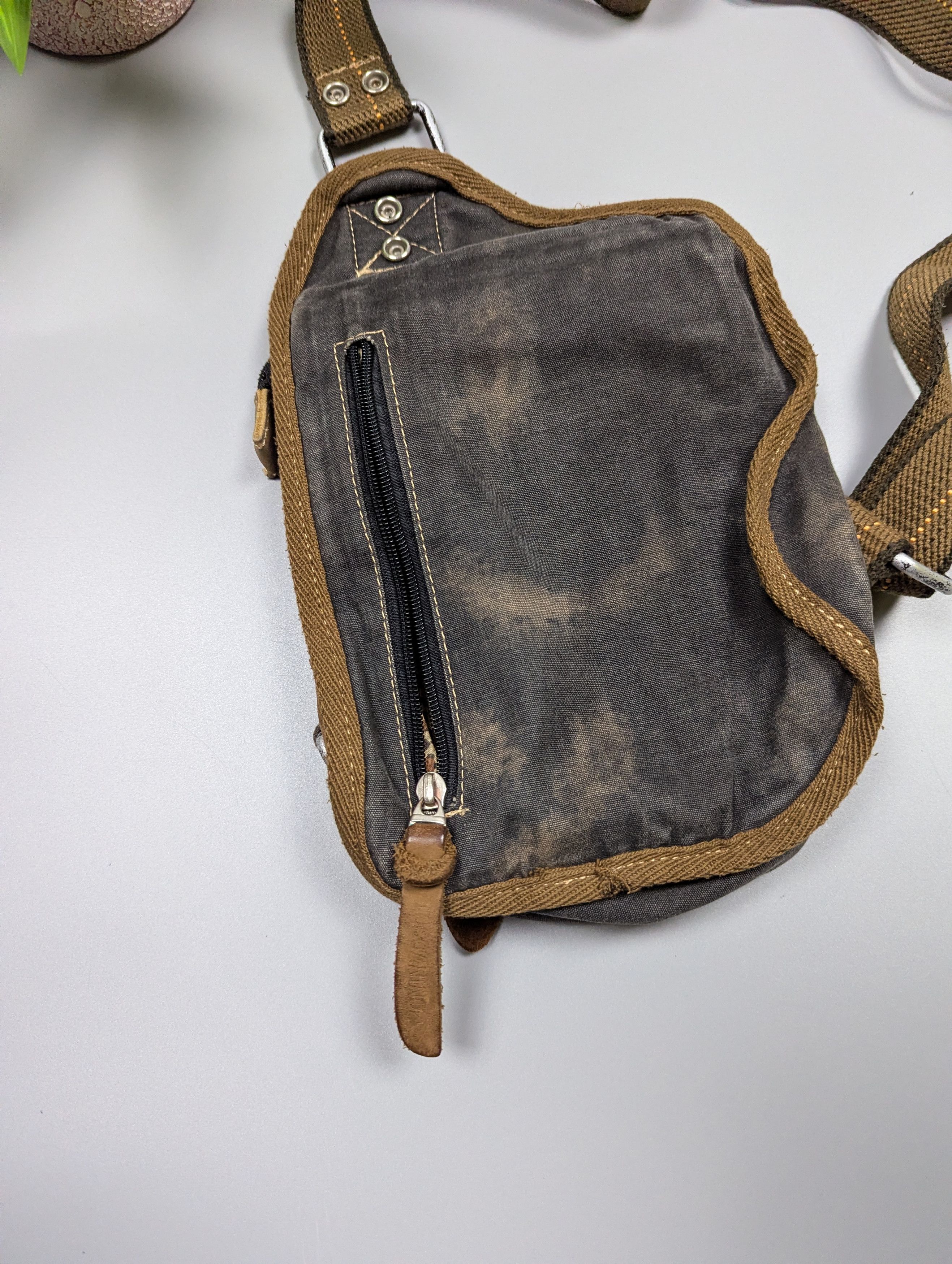 Vintage Toscanino VTG Italy Y2K Distressed Denim Crossbody Size ONE SIZE - 16 Thumbnail