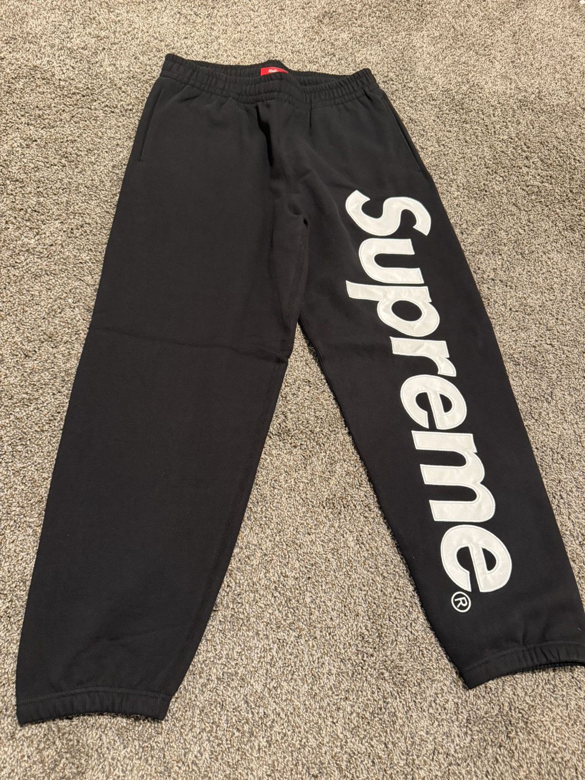 Supreme SUPREME Satin Appliqué Sweatpant Size US 32 / EU 48 - 3 Thumbnail