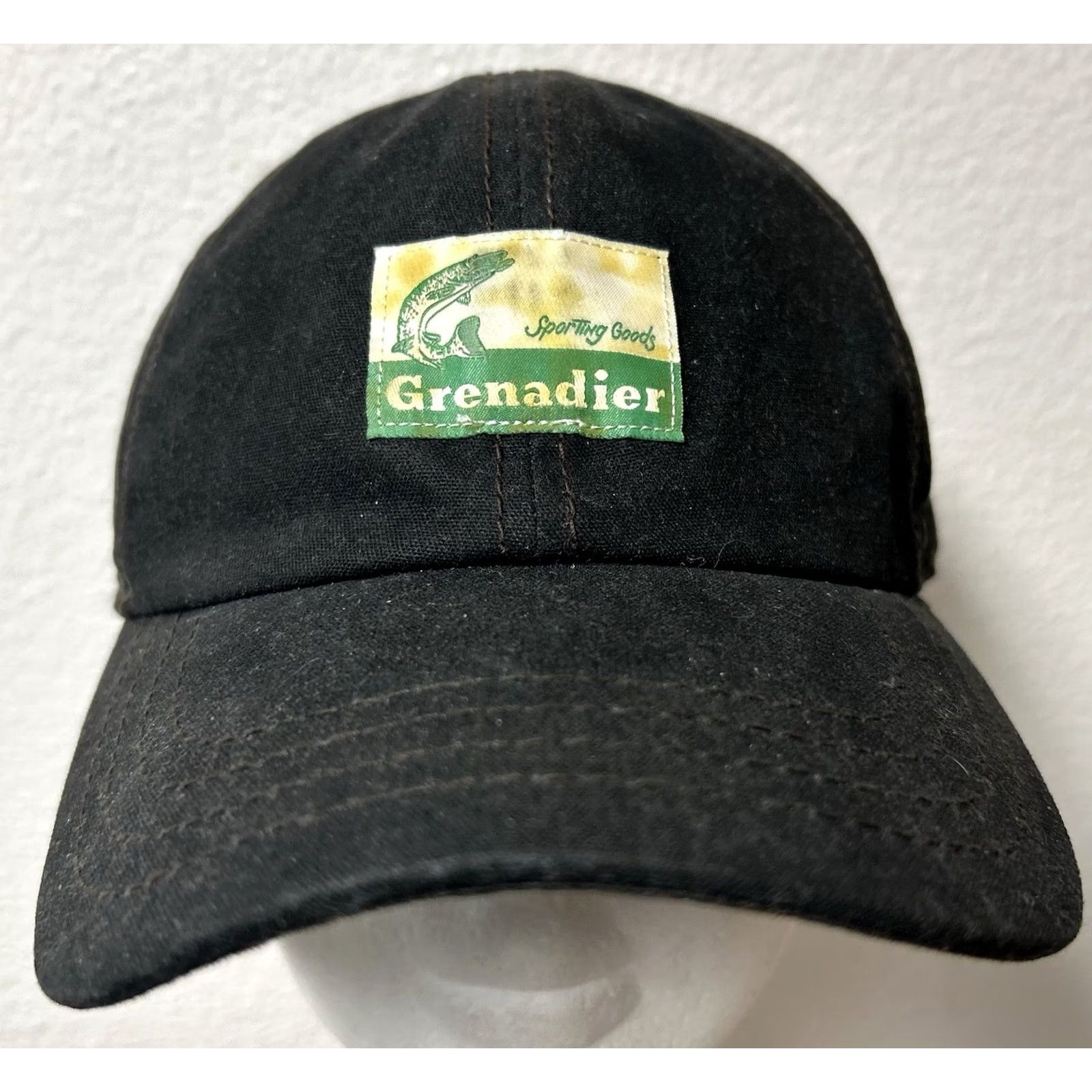 Goorin Bros. VINTAGE Goorin Bros Grenadier 6 Panel Waxed Cotton Adjustable Strapback Musky Pike Hat Men Size ONE SIZE - 2 Thumbnail
