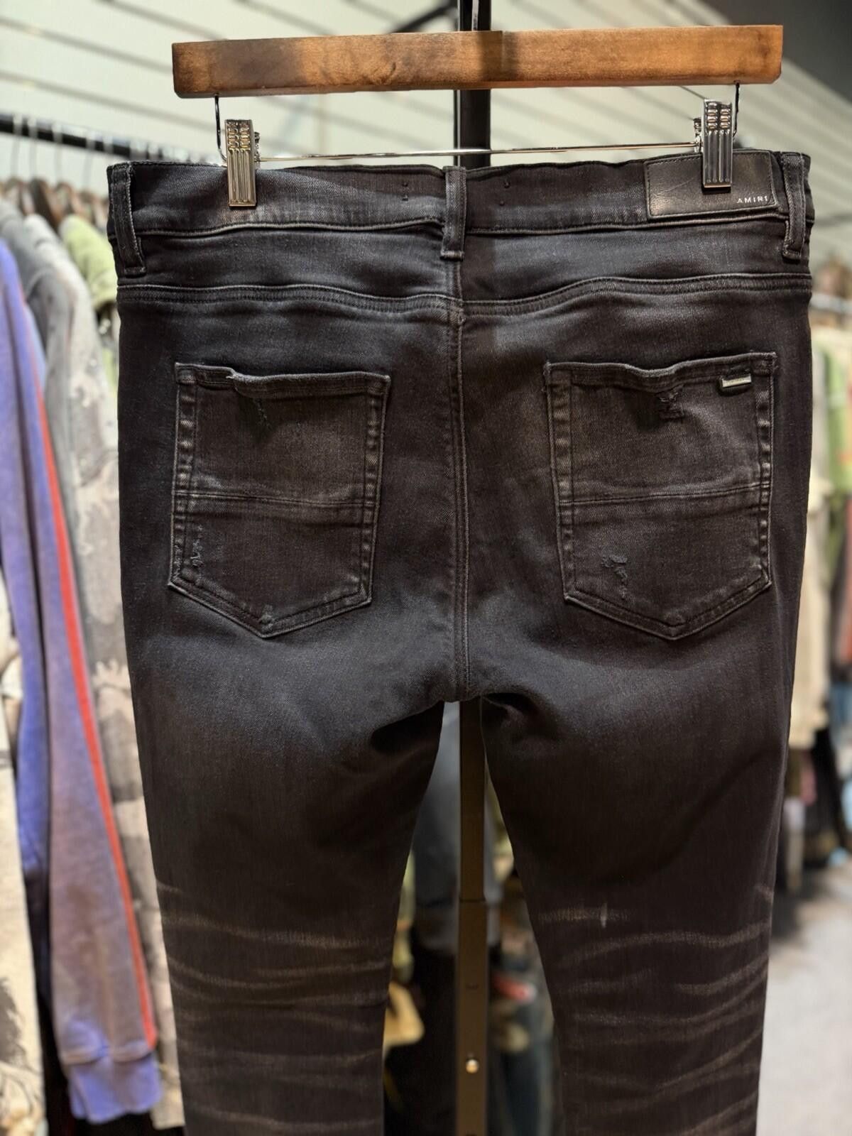 Amiri Size 33 - Amiri Black Jeans Rips Style Jeans 100% Authentic Size US 33 - 8 Thumbnail