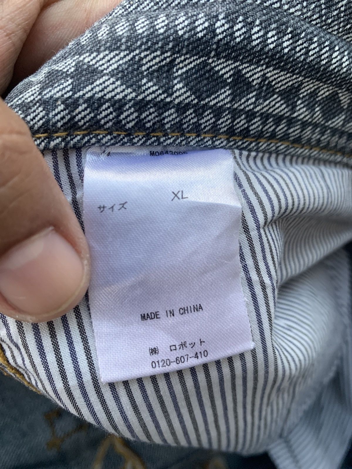 Japanese Brand VINTAGE ILL'S SATISFACTION JEANS. Size US 35 - 9 Thumbnail