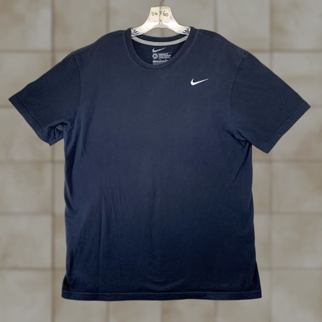 Nike Nike Retro 90s T-Shirt XL Black Cotton Short Sleeve Crew Neck Embroidered Swoosh Mens Size US XL / EU 56 / 4 - 1 Thumbnail