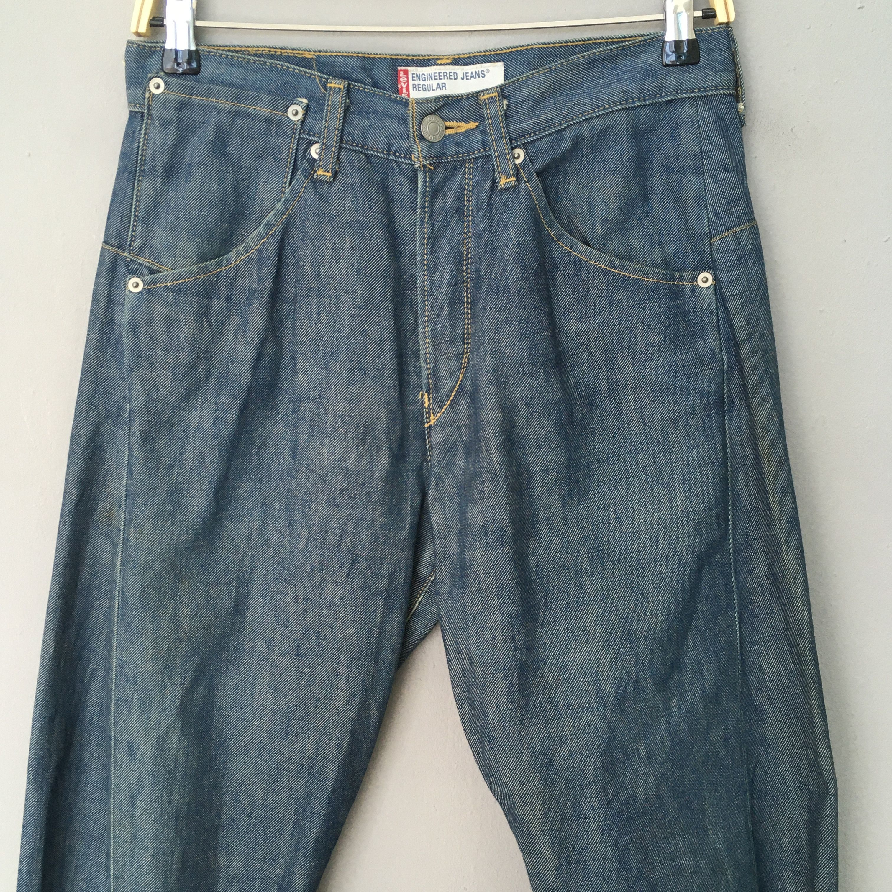 Levi's Size 29x32.5 Vintage Y2K Levi's Engineered Jeans S1504 Size US 29 - 2 Thumbnail