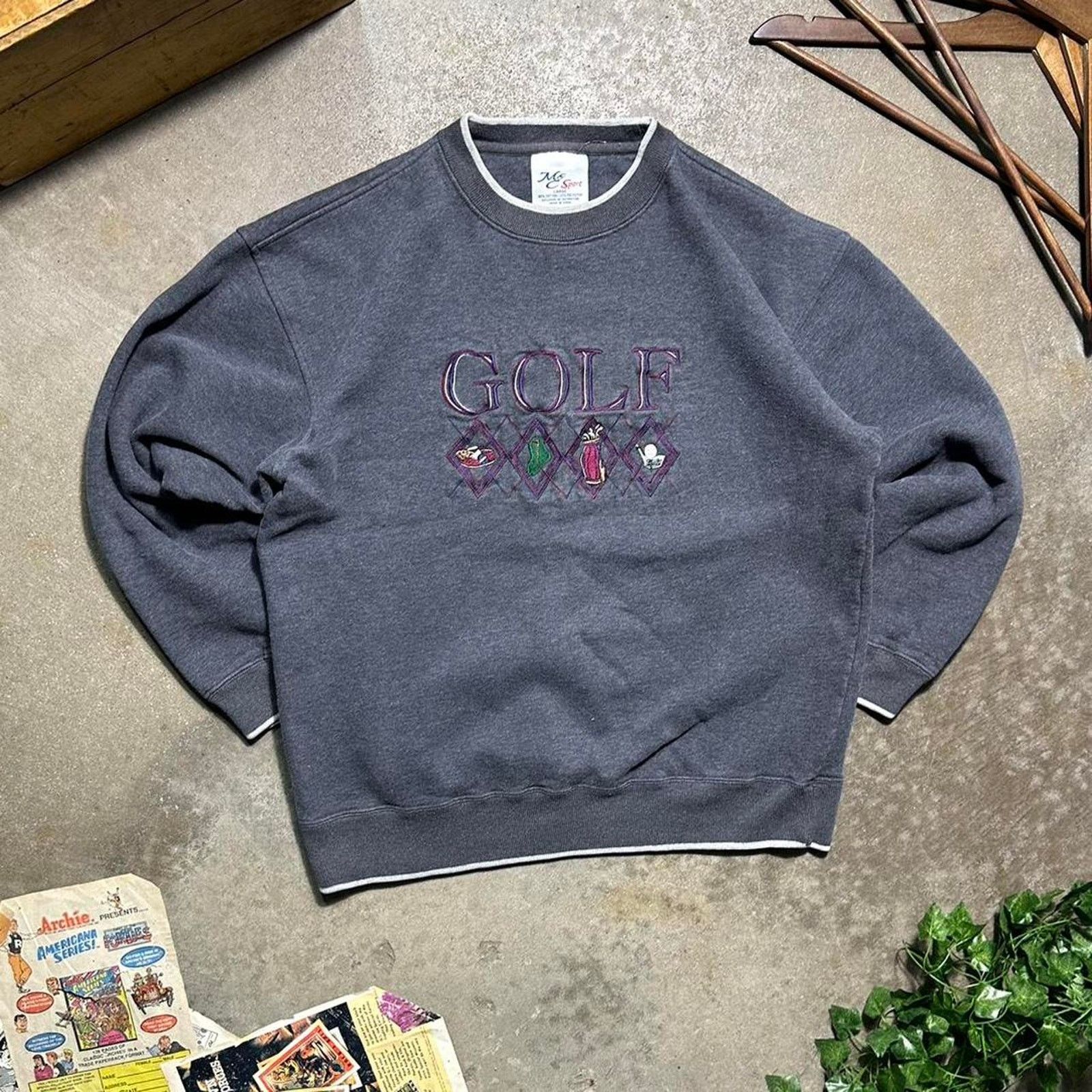 Other Vintage 90s Golf Embroidered Crewneck Gray Boxy Sweatshirt Size US L / EU 52-54 / 3 - 1 Thumbnail