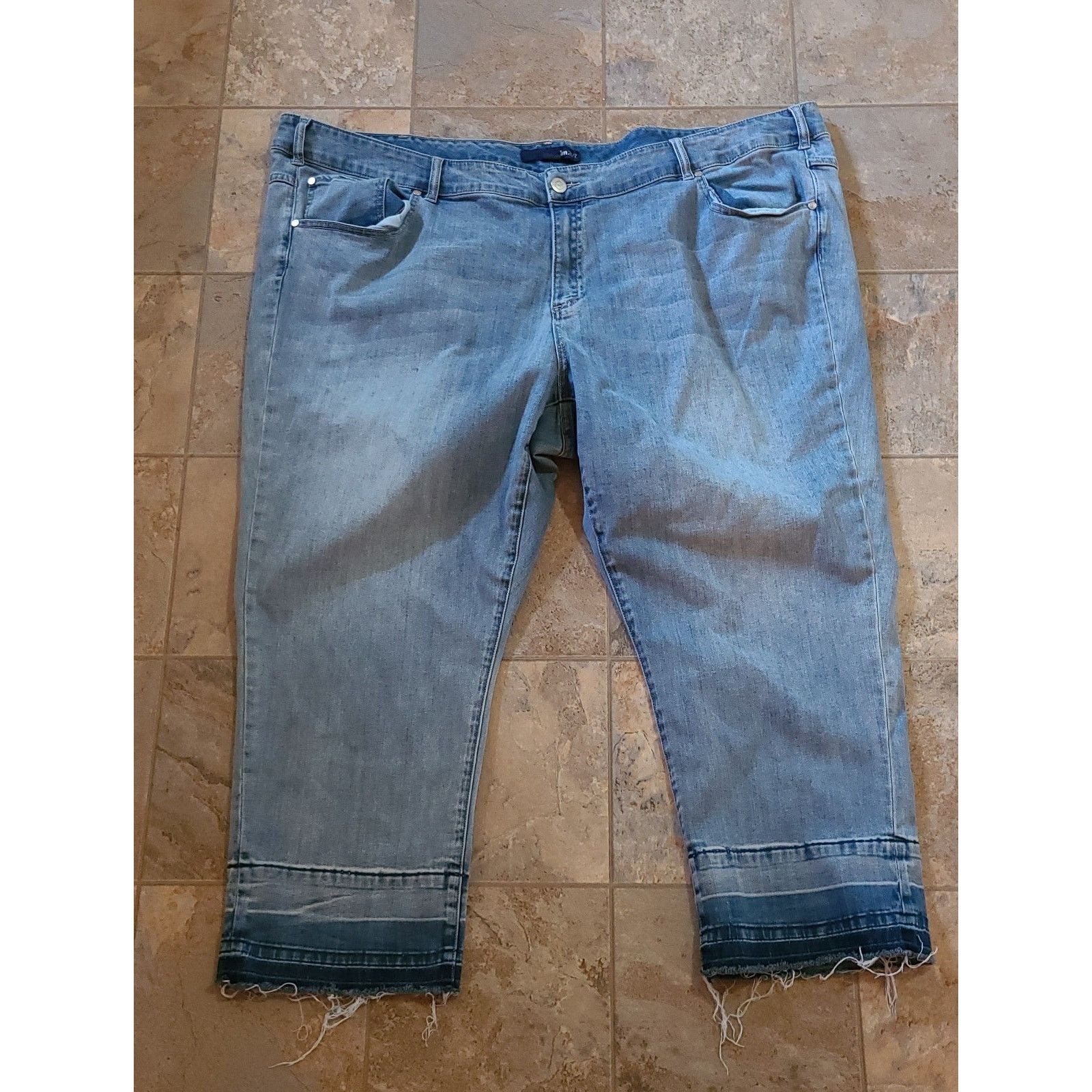 Denim & Co. Super cute women's blue jeans by Denim 24/7 3XL Size 42" / US 20 - 4 Thumbnail