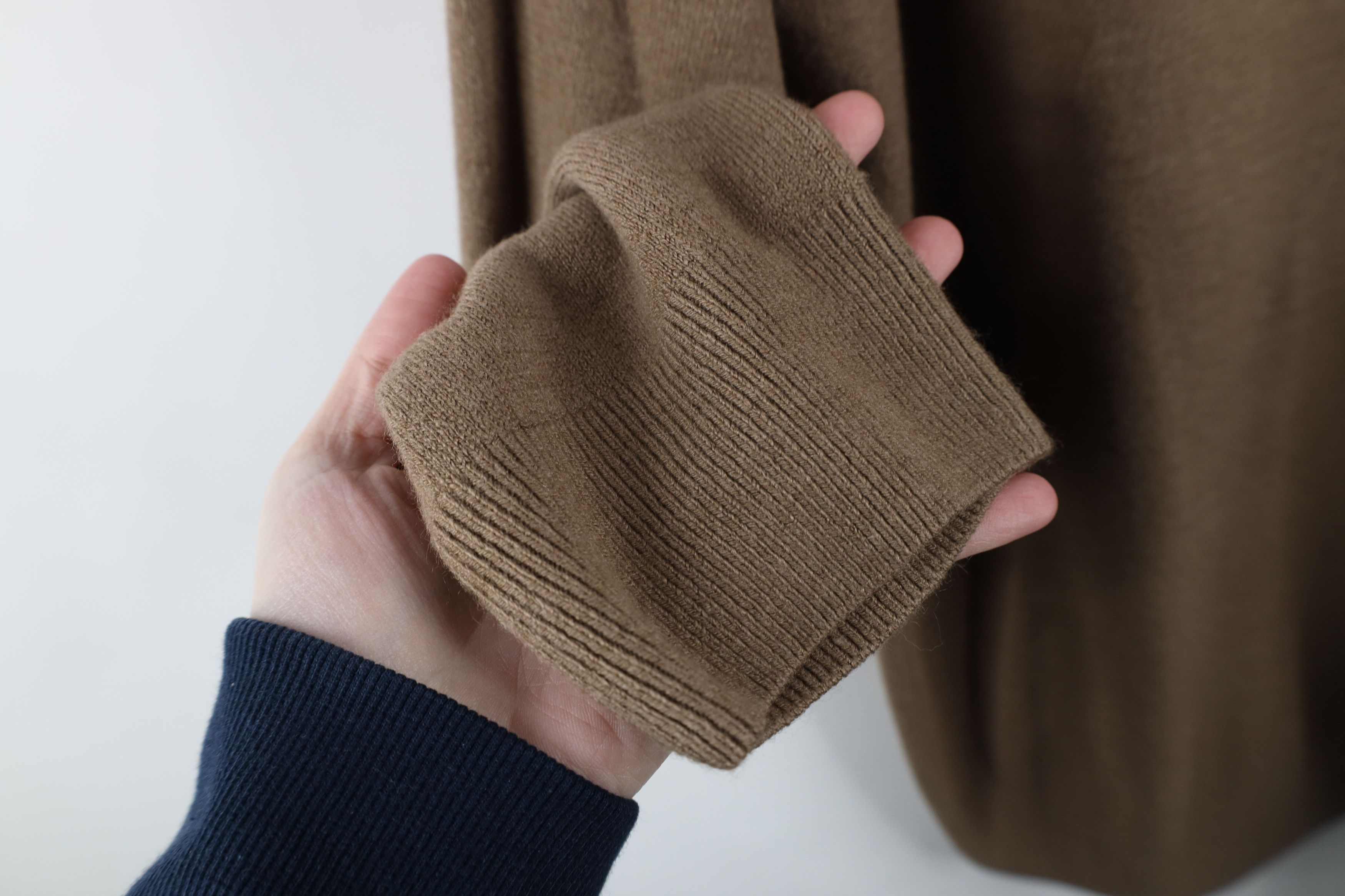 Vintage Vintage 70s Streetwear Faded Blank Knit V-Neck Sweater Brown Size US XL / EU 56 / 4 - 5 Thumbnail