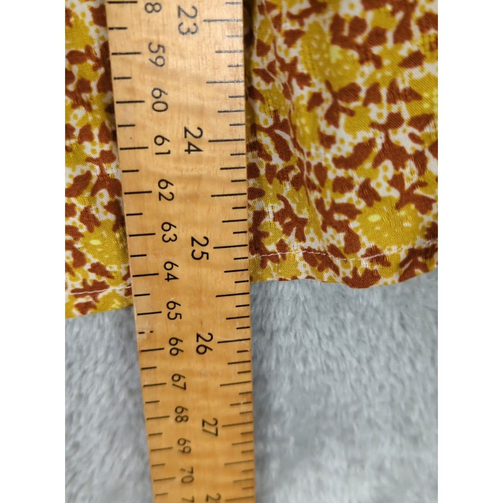 Vintage Universal Thread Blouse Shirt Cotton/Rayon Yellow Floral 3/4 Puff Sleeve V-Neck Smocked Relaxed M Womens Size M / US 6-8 / IT 42-44 - 7 Thumbnail