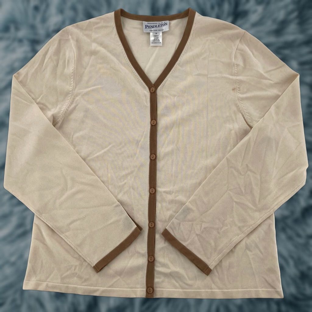 Pendleton Pendleton Womens Sweater Shirt Set M Cream Ivory Beige Silk Blend Cardigan 2pc Vintage-None Casual Chic Men/Women? Actually no. End: Womens. Size M / US 6-8 / IT 42-44 - 1 Thumbnail