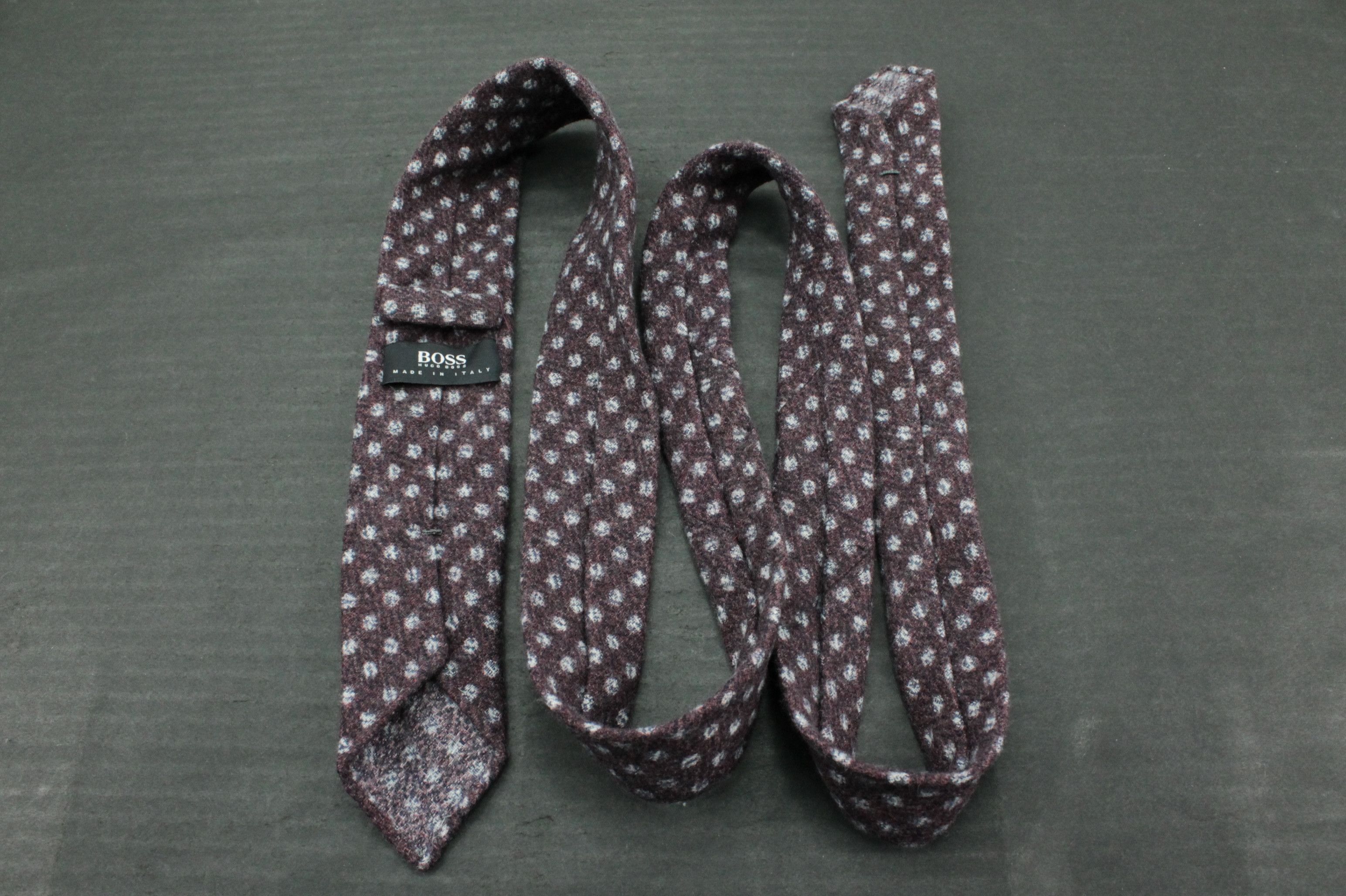Designer × Hugo Boss Hugo Boss Skinny Fleece Wool Silk Tie Men's Size ONE SIZE - 1 Thumbnail