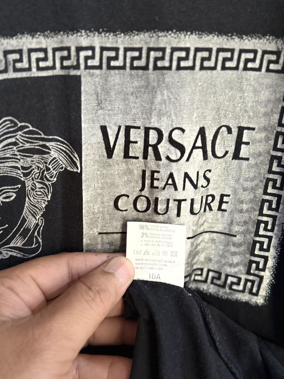 Versace Jeans Couture Thrashed Vintage 90s Versace Jeans Couture Sun Faded Italy T Size US L / EU 52-54 / 3 - 10 Thumbnail