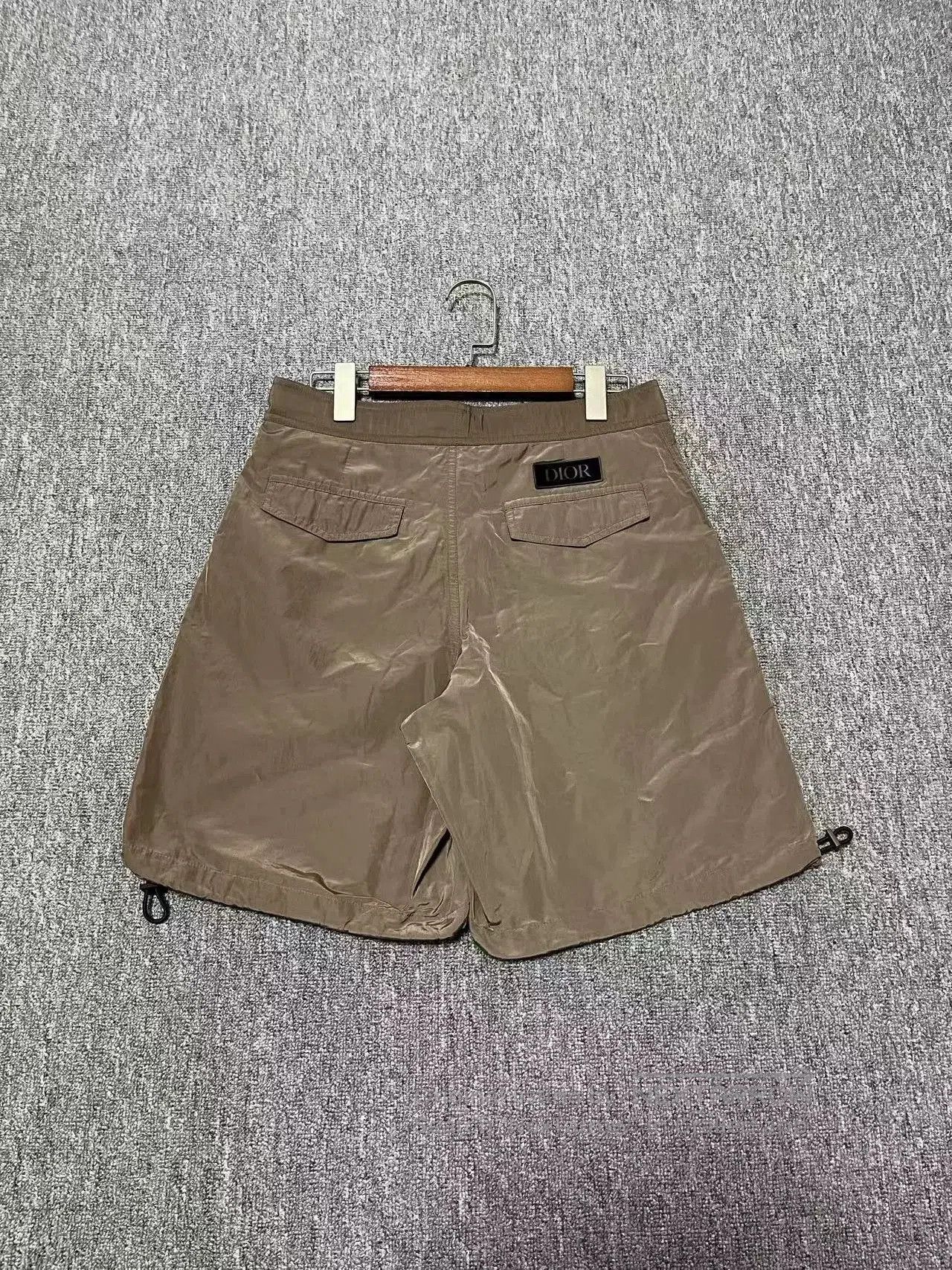 Dior dior brown men's shorts with buckle. Size US 44 / EU 60 - 2 Thumbnail