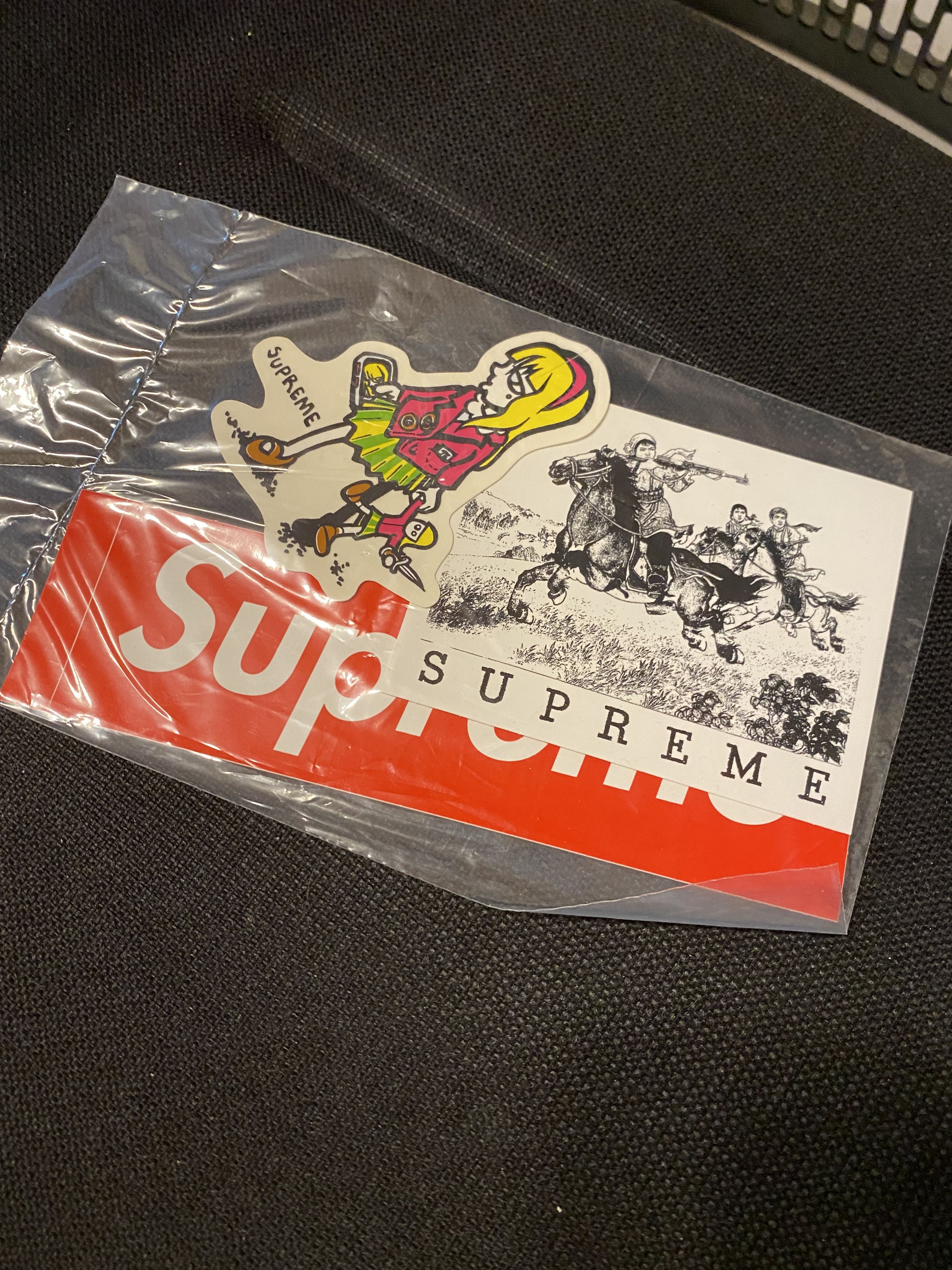 Supreme Supreme sticker pack 2019 Size ONE SIZE - 1 Thumbnail