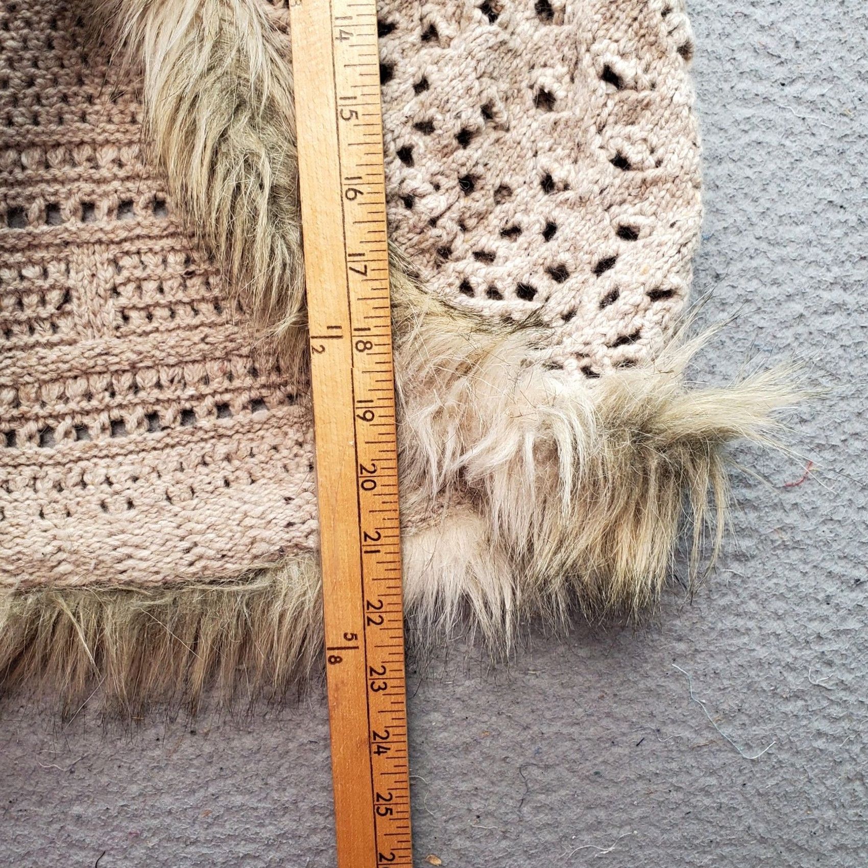 Vintage INC International Concepts Crochet Vest Womens Size PM Brown Faux Fur Trim Vest Size M / US 6-8 / IT 42-44 - 5 Thumbnail