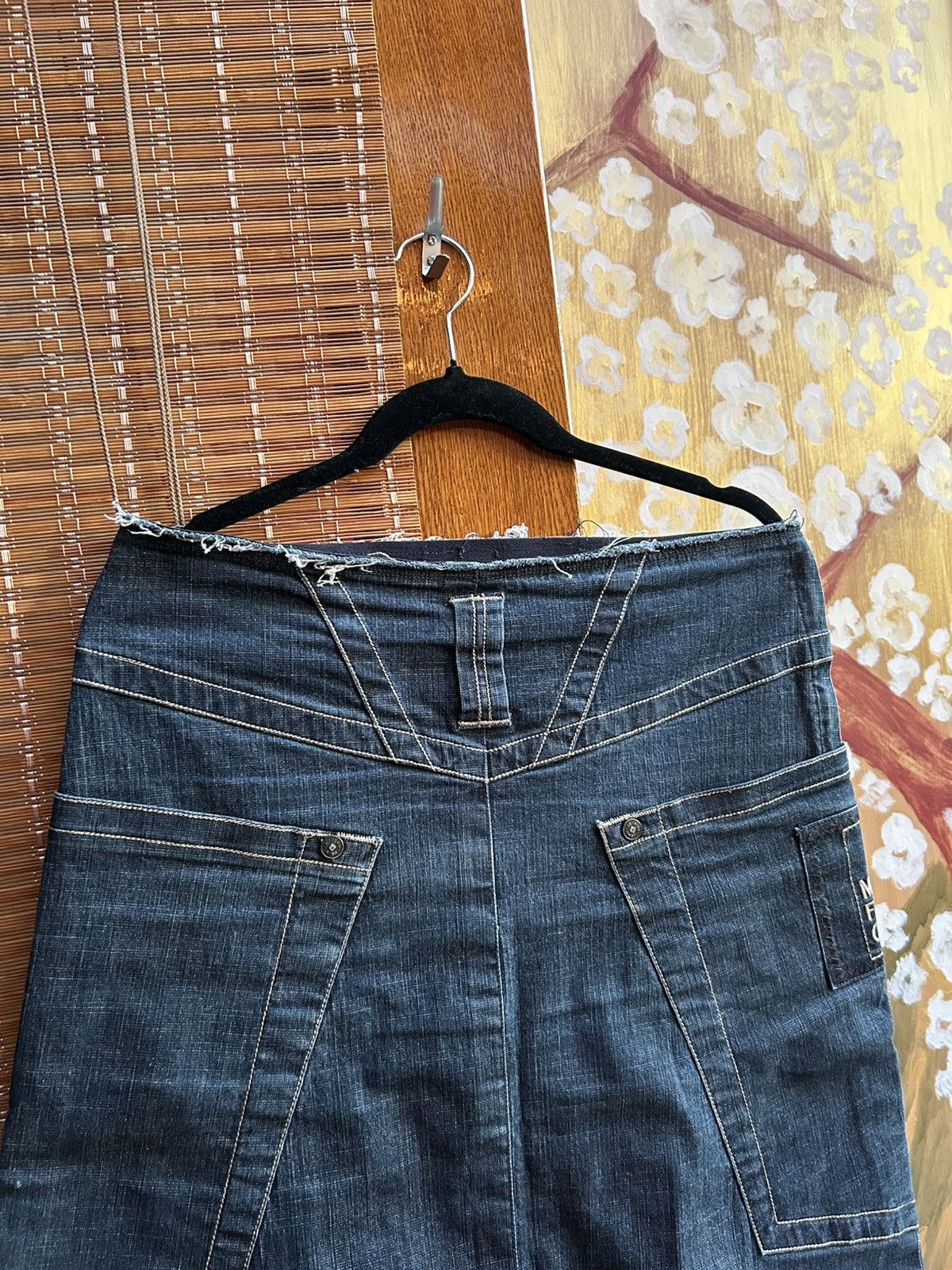 Marithe + Francois Girbaud M+F Girbaud Denim Knee Length Skirt Raw Cut Distressed Size 32" / US 10 / IT 46 - 6 Thumbnail