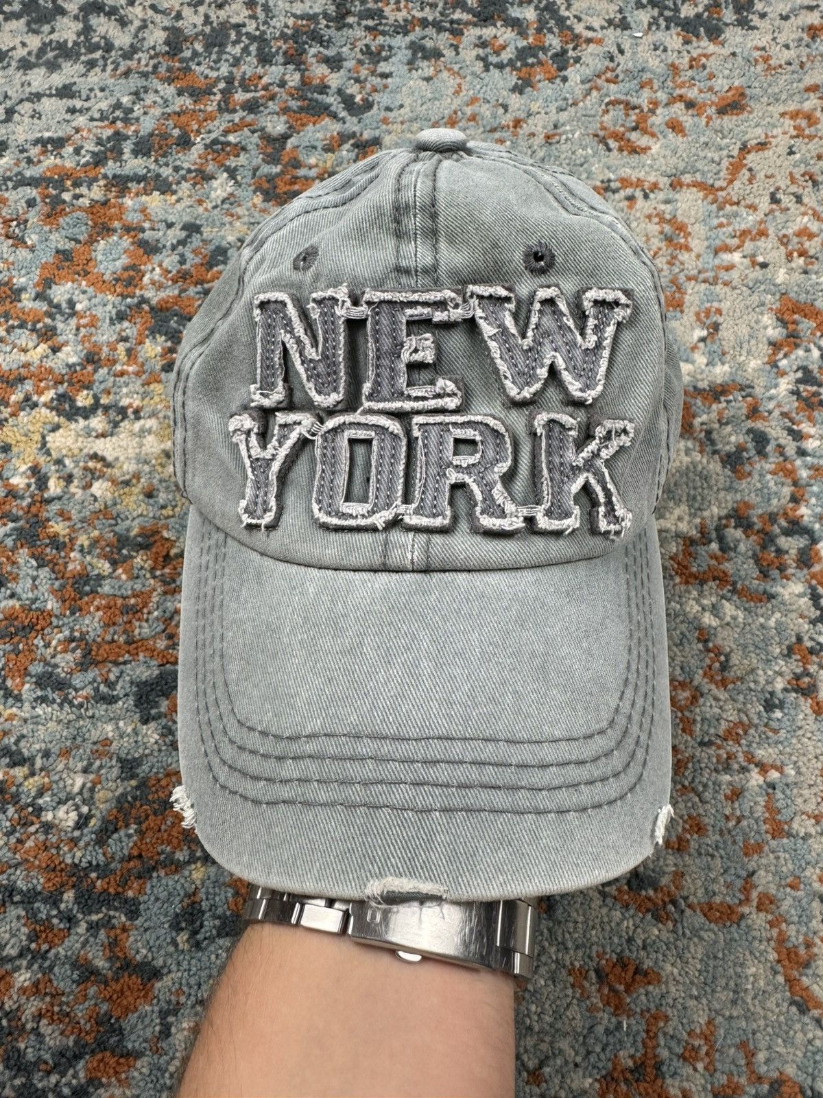 Vintage Vintage 00s New York distressed denim jeans hat Size ONE SIZE - 2 Thumbnail