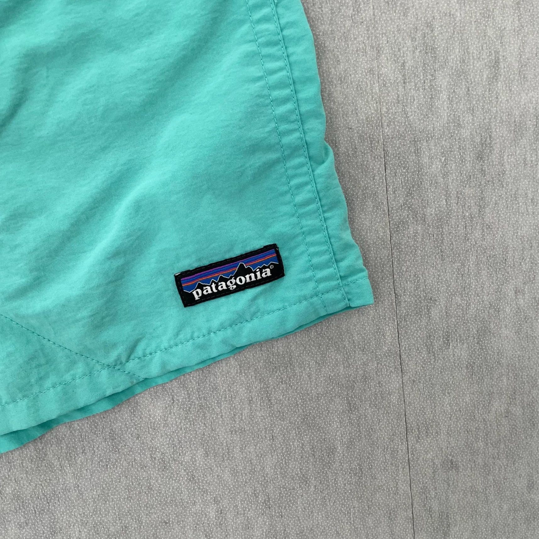 Patagonia Patagonia Shorts Adult Small Aqua Green Baggies Lined Pockets Stretch Mens 32 Size US 29 - 3 Thumbnail