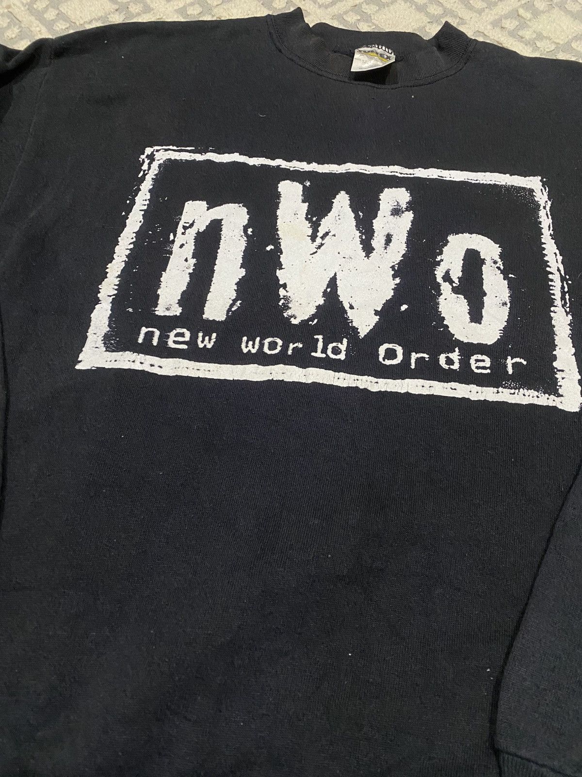 Vintage Vintage New World Order Sweatshirt Size US L / EU 52-54 / 3 - 3 Thumbnail