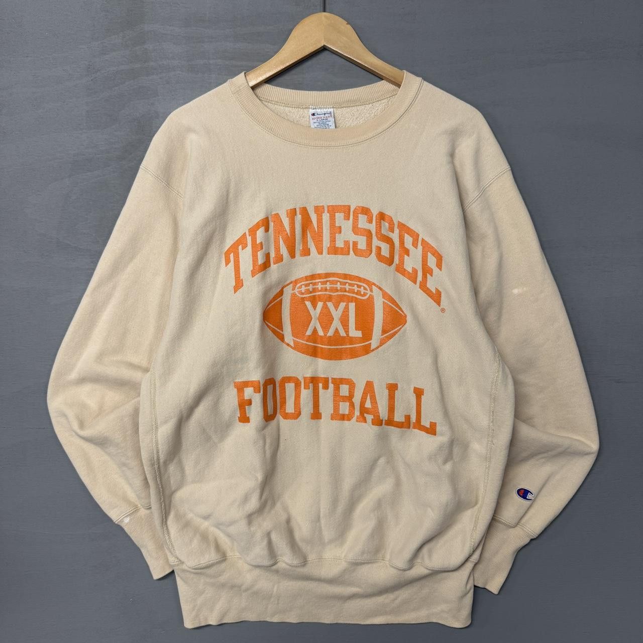 Champion Vintage Champion Reverse Weave Tennessee Vols Sweatshirt XL Size US XL / EU 56 / 4 - 1 Thumbnail