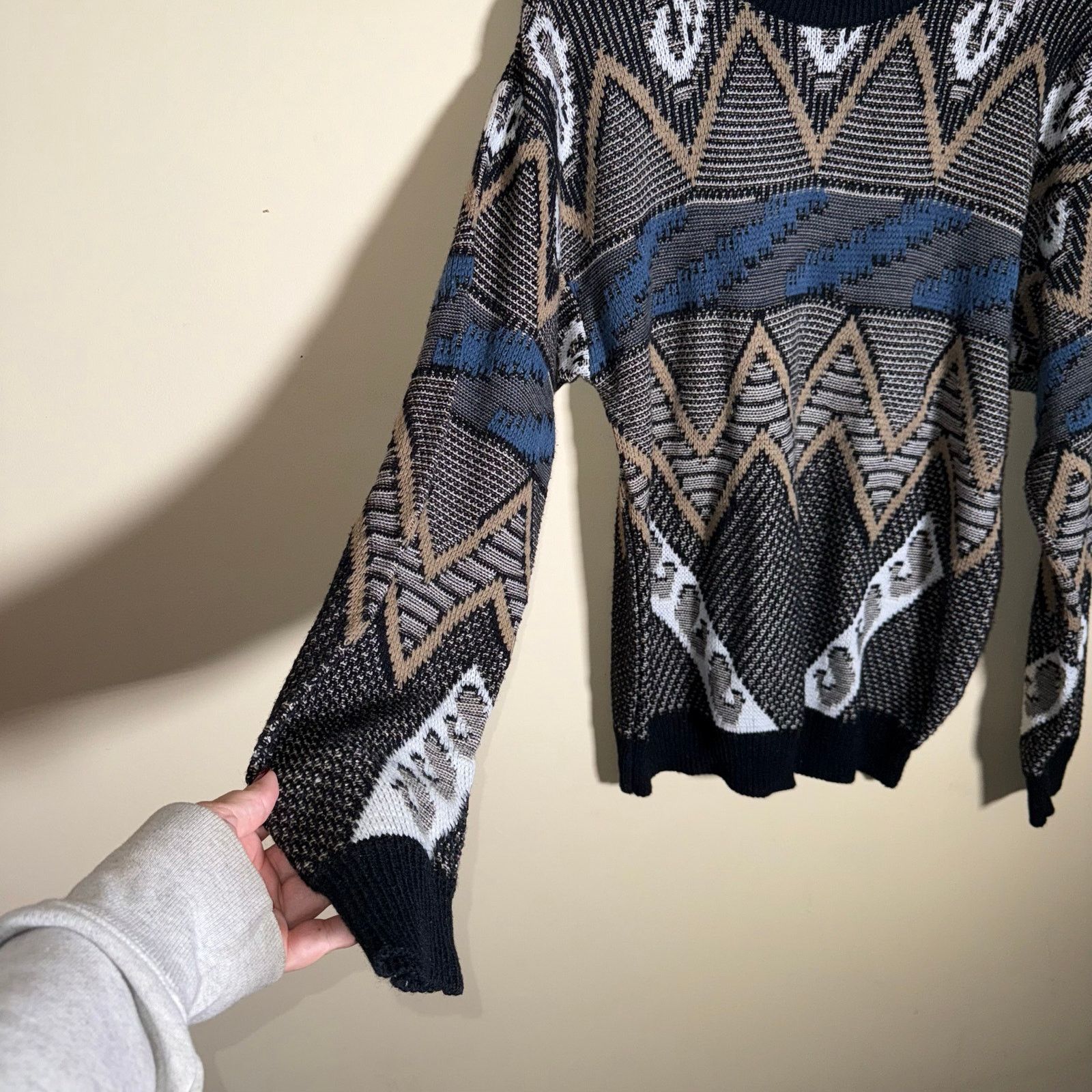 Other VINTAGE SWEATER GRAPHIX grandpa style acrylic crewneck L Size US L / EU 52-54 / 3 - 2 Thumbnail