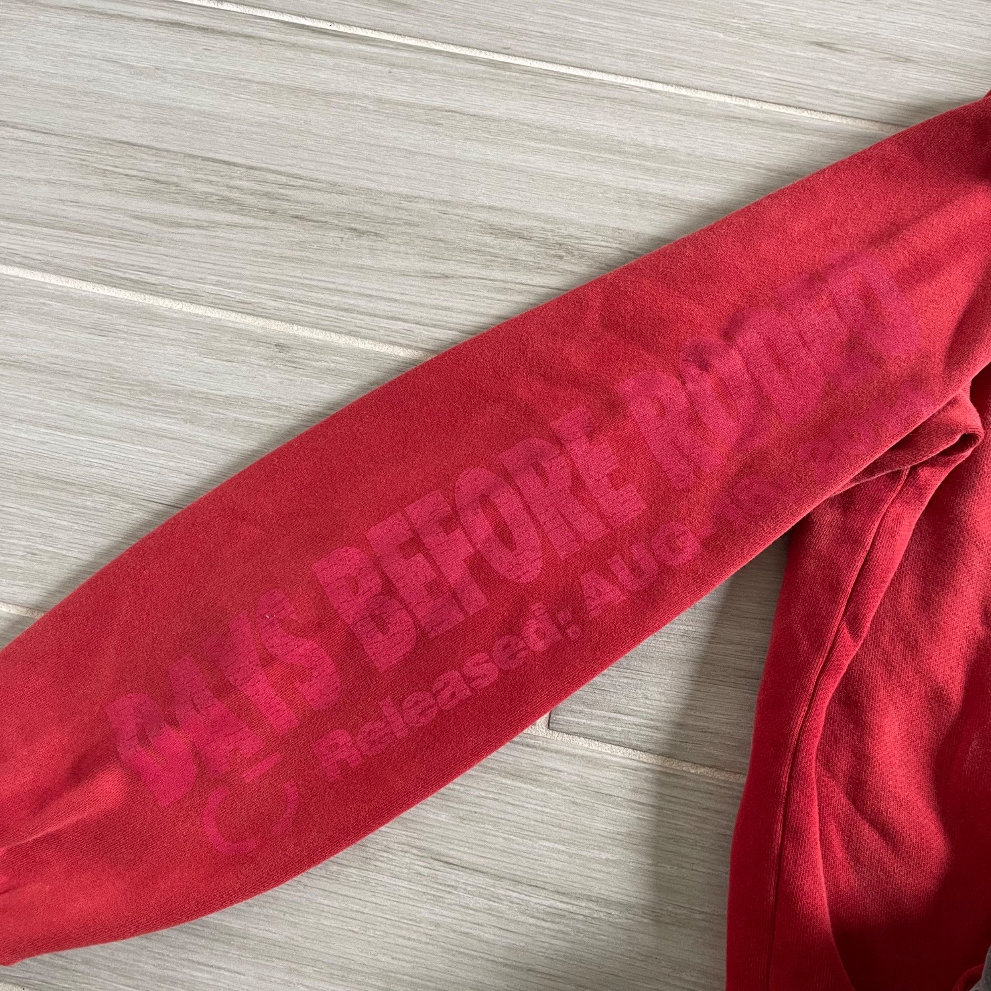 Travis Scott NEW TRAVIS SCOTT DAYS BEFORE RODEO RED HOODIE SZ M Size US M / EU 48-50 / 2 - 4 Thumbnail
