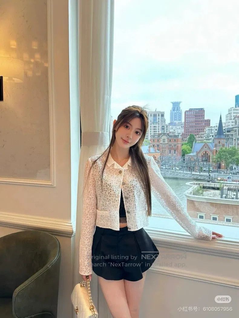 Chanel Chanel 24 spring and summer beautiful white sequin camelia Size XS / US 0-2 / IT 36-38 - 8 Thumbnail