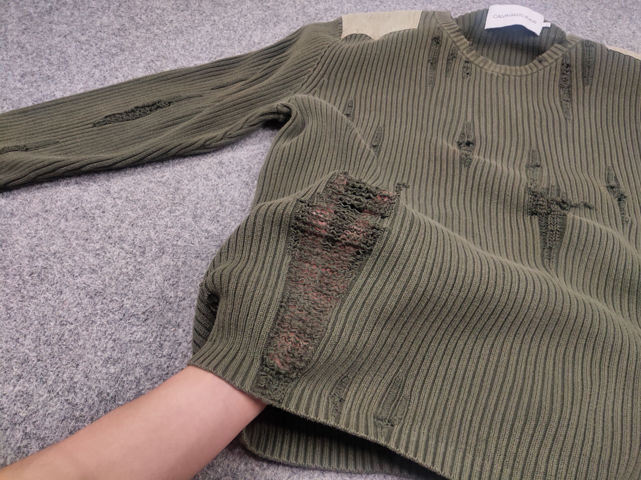 Calvin Klein 205W39NYC Calvin Klein Raf Simons Distressed Military Ribbed Sweater Size US L / EU 52-54 / 3 - 13 Thumbnail