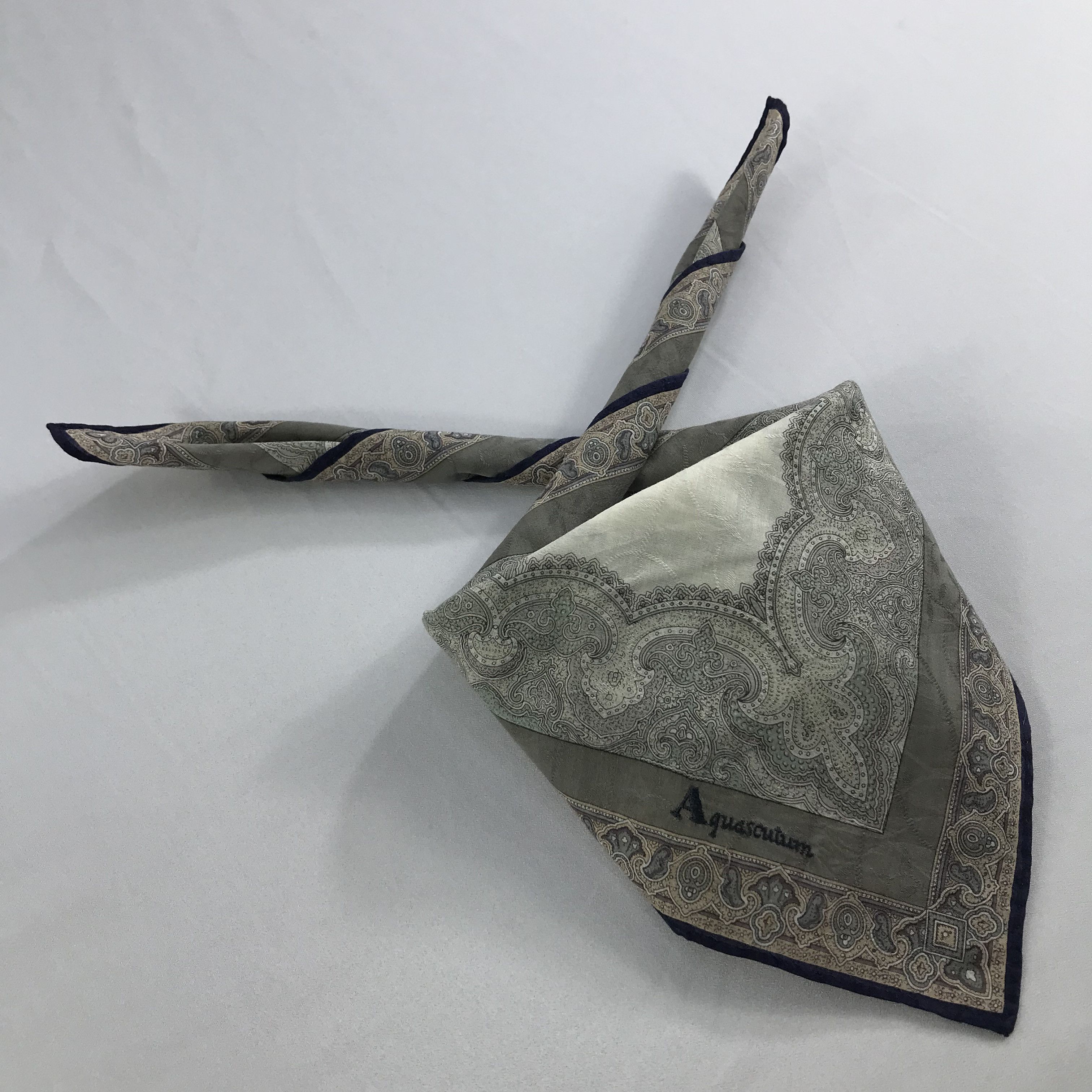 Aquascutum × Vintage Aquascutum Bandana / Handkerchief / Neckerchief - S2610 Size ONE SIZE - 4 Thumbnail