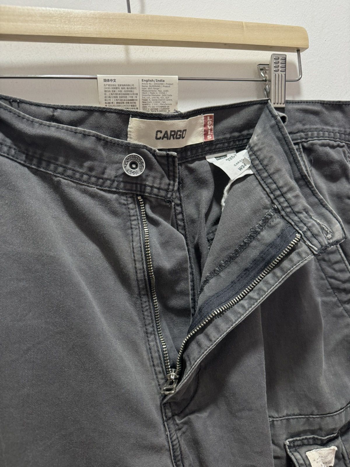 Levi's × Levi's Vintage Clothing × Vintage VINTAGE LEVIS CARGO SHORT PANTS Size US 34 / EU 50 - 9 Thumbnail