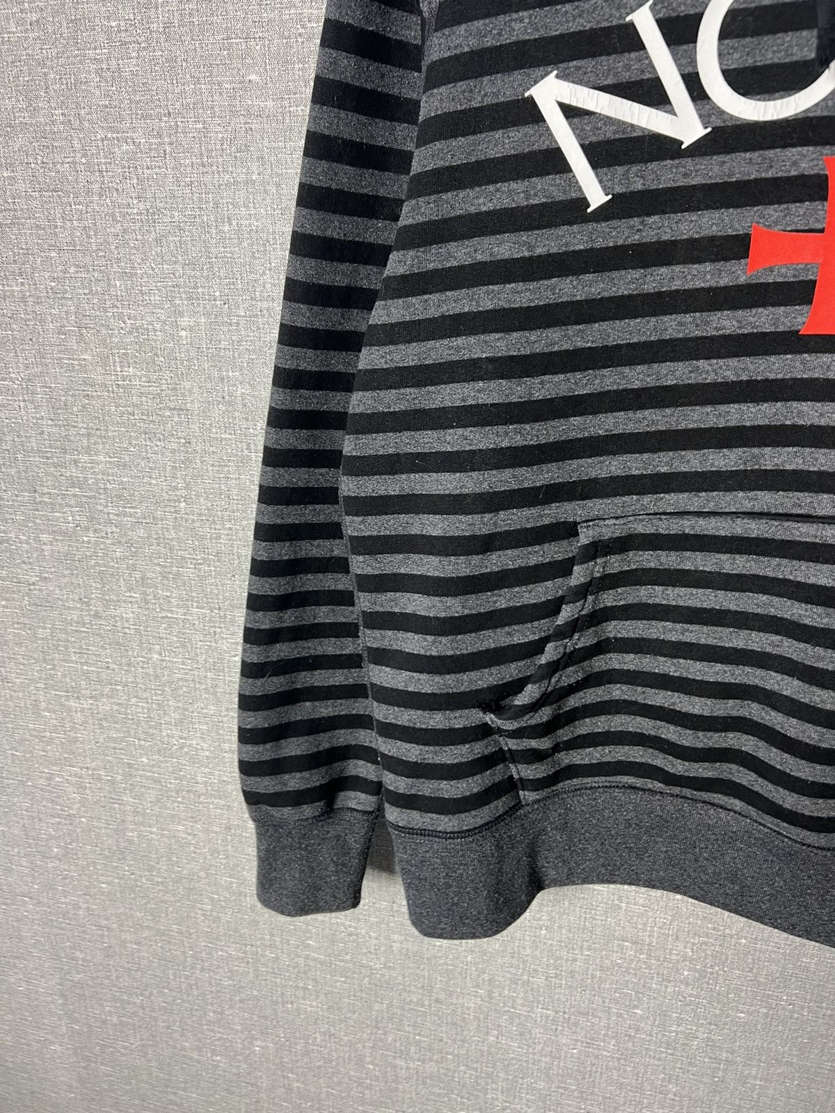 Noah Noah Cross Logo Print Striped Fleece Cotton Hoodie Size US S / EU 44-46 / 1 - 6 Thumbnail