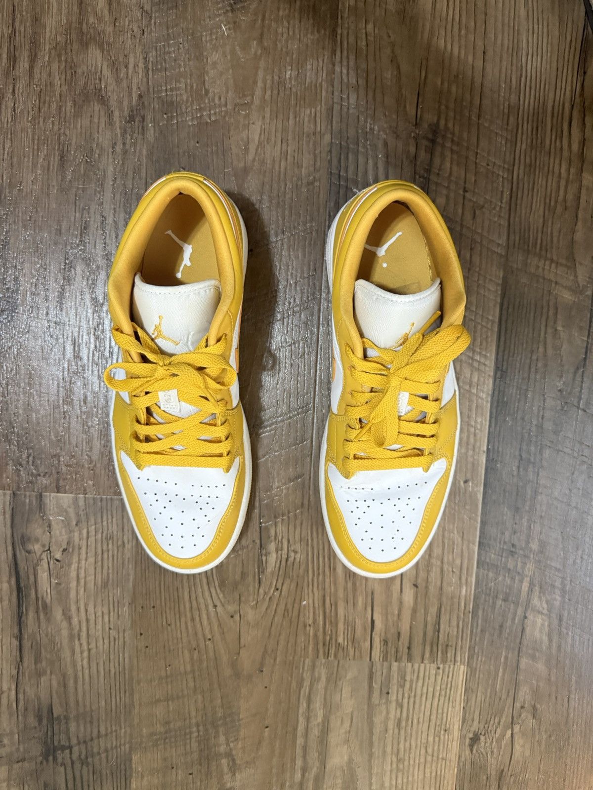 Jordan Brand Jordan 1 Low Pollen Size US 10.5 / EU 43-44 - 6 Thumbnail