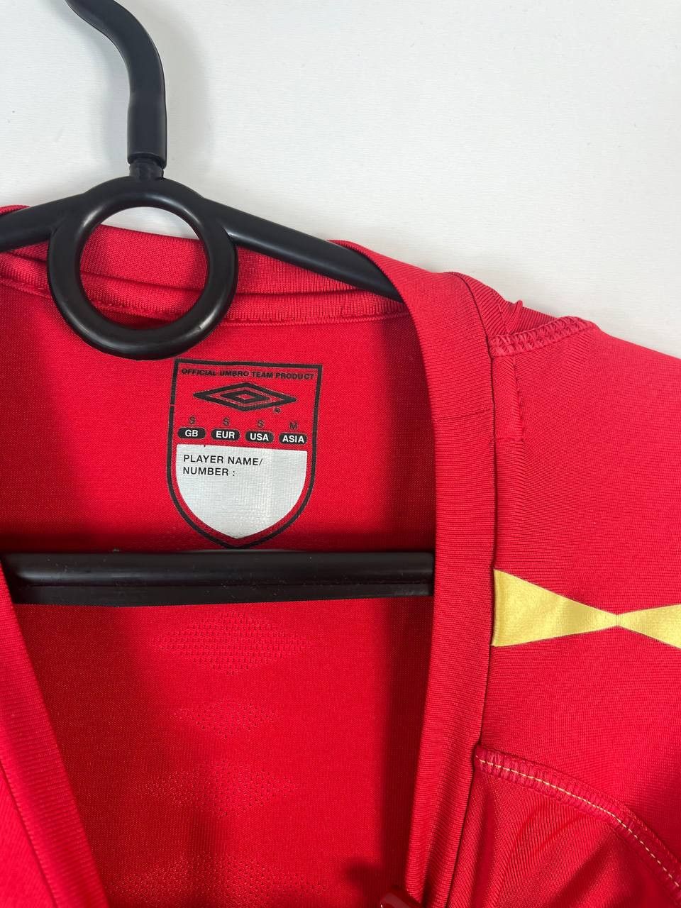 Umbro England National Team Umbro Away Jersey Red 2006-2008 Size S Size US S / EU 44-46 / 1 - 2 Thumbnail
