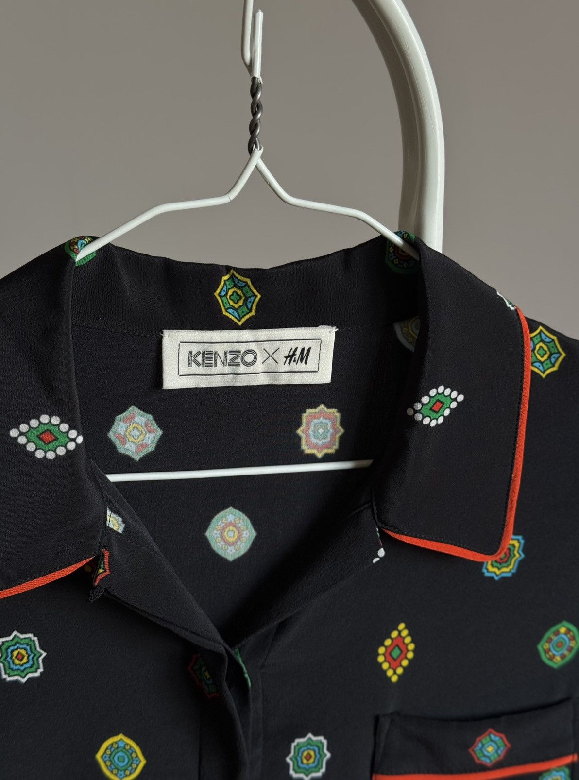 H&M × Kenzo H&M Kenzo Silk Print Pajama Button Up Shirt Black Blouse Size XS / US 0-2 / IT 36-38 - 5 Thumbnail