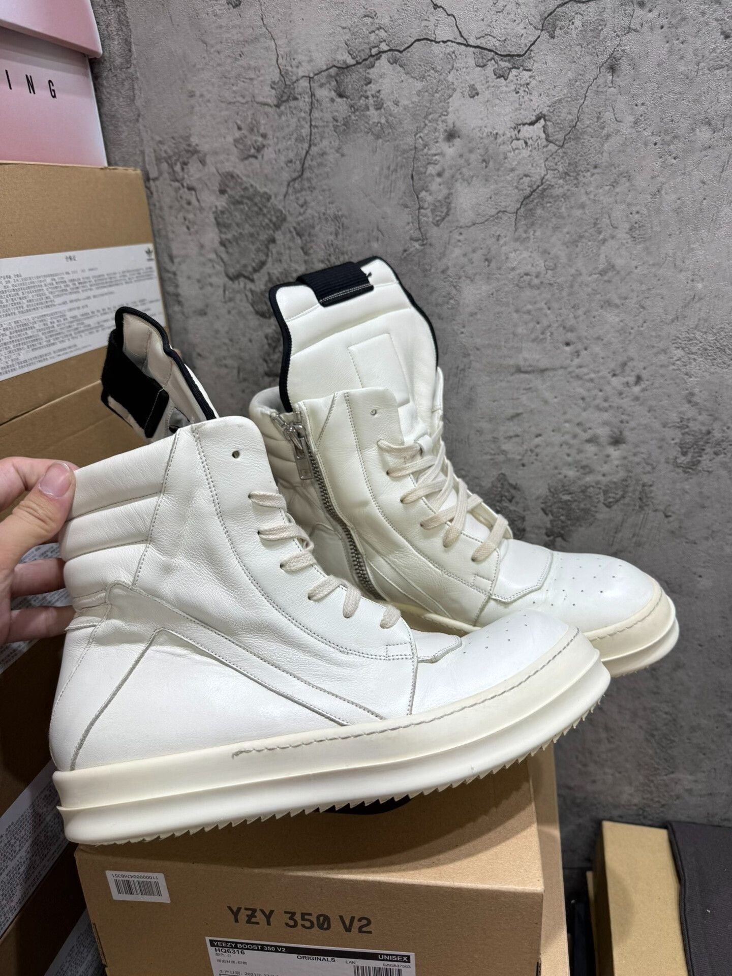 Rick Owens Rick Owens White Hitop Sneakers 41 Men Size US 8.5 / EU 41-42 - 1 Thumbnail