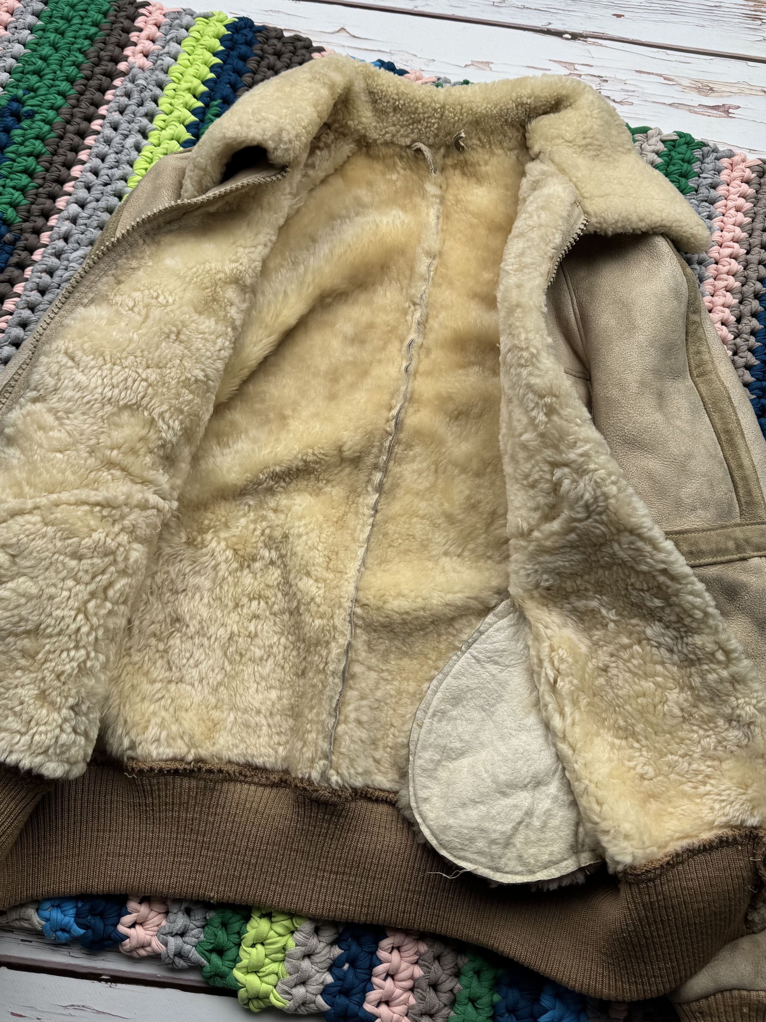 Vintage Vintage thrashed sheepskin jacket Size US S / EU 44-46 / 1 - 11 Thumbnail