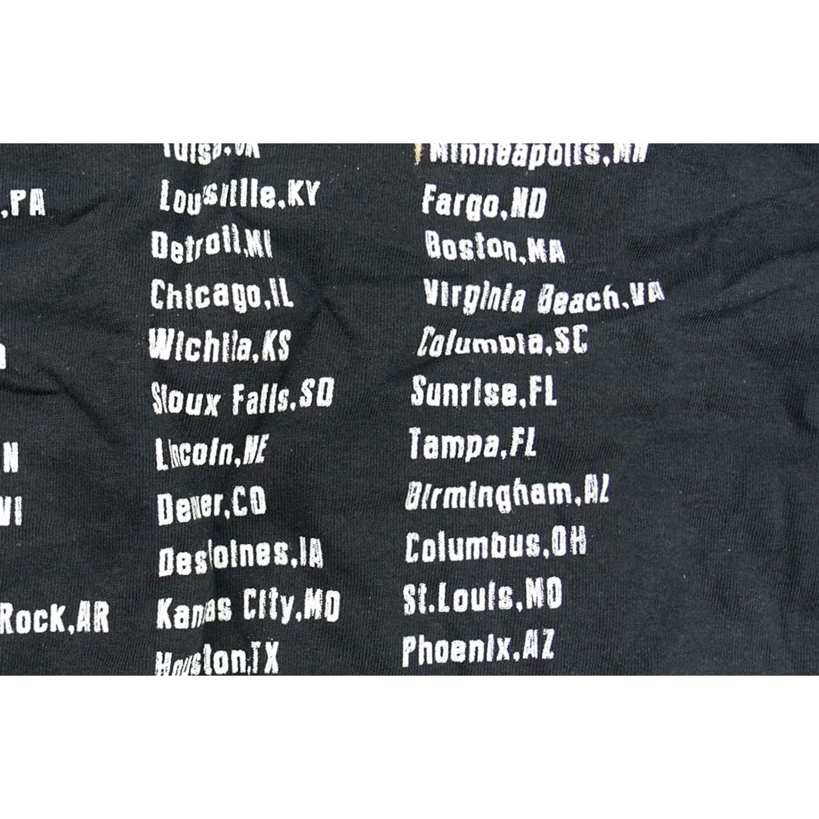 Vintage VINTAGE Def Leppard Journey 2018 Tour Concert T-Shirt Size US M / EU 48-50 / 2 - 6 Thumbnail