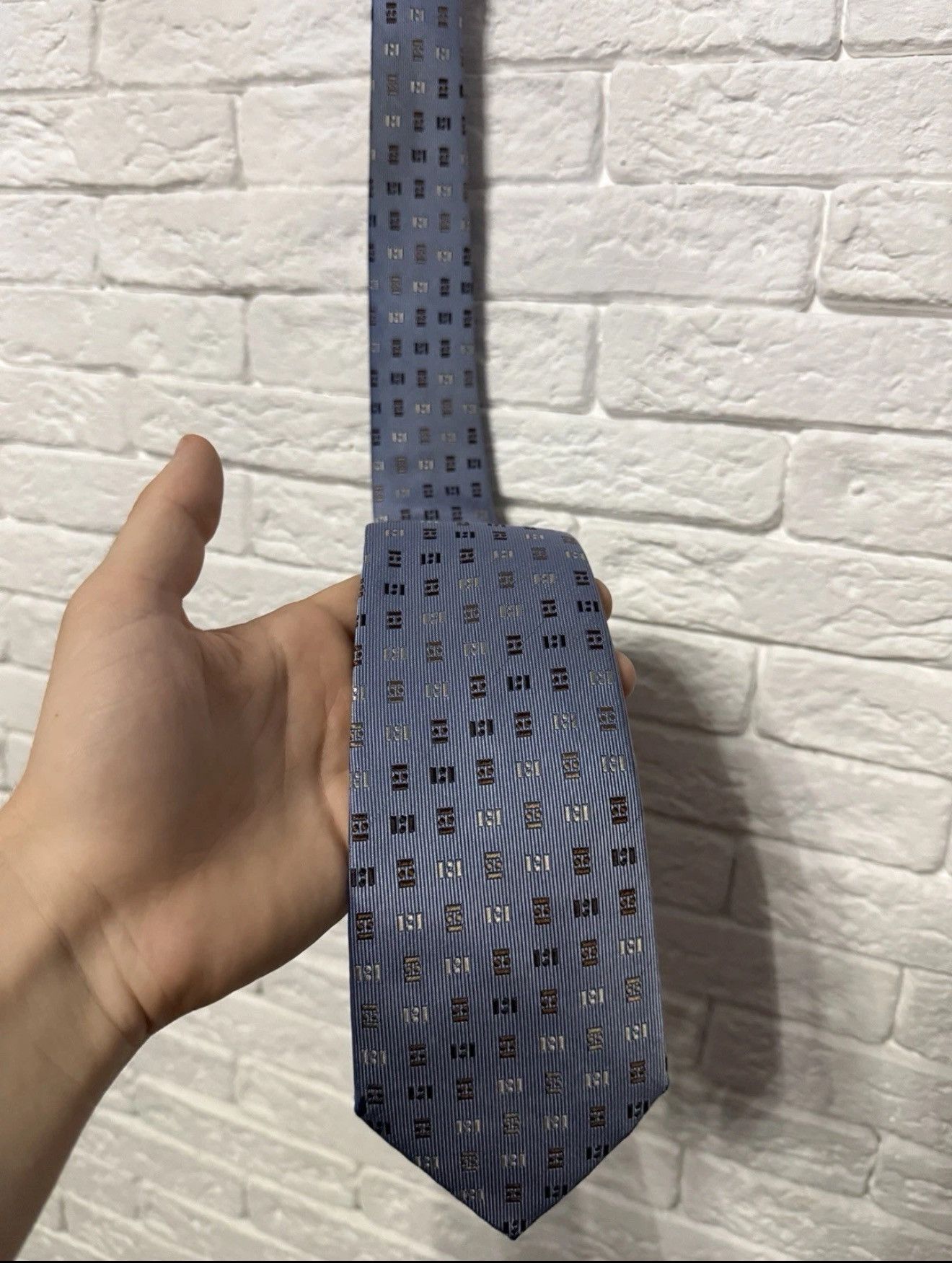Hermes Vintage Hermes Silk Blue Tie Geometric Pattern One Size Size ONE SIZE - 1 Thumbnail