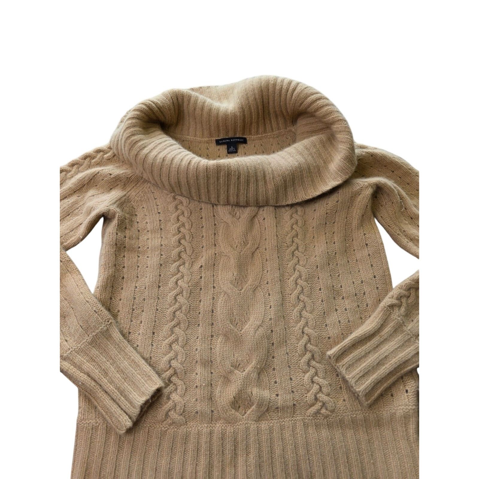 Banana Republic Banana Republic Beige Angora Rabbit Lamb wool Sweater Women Size S / US 4 / IT 40 - 2 Thumbnail