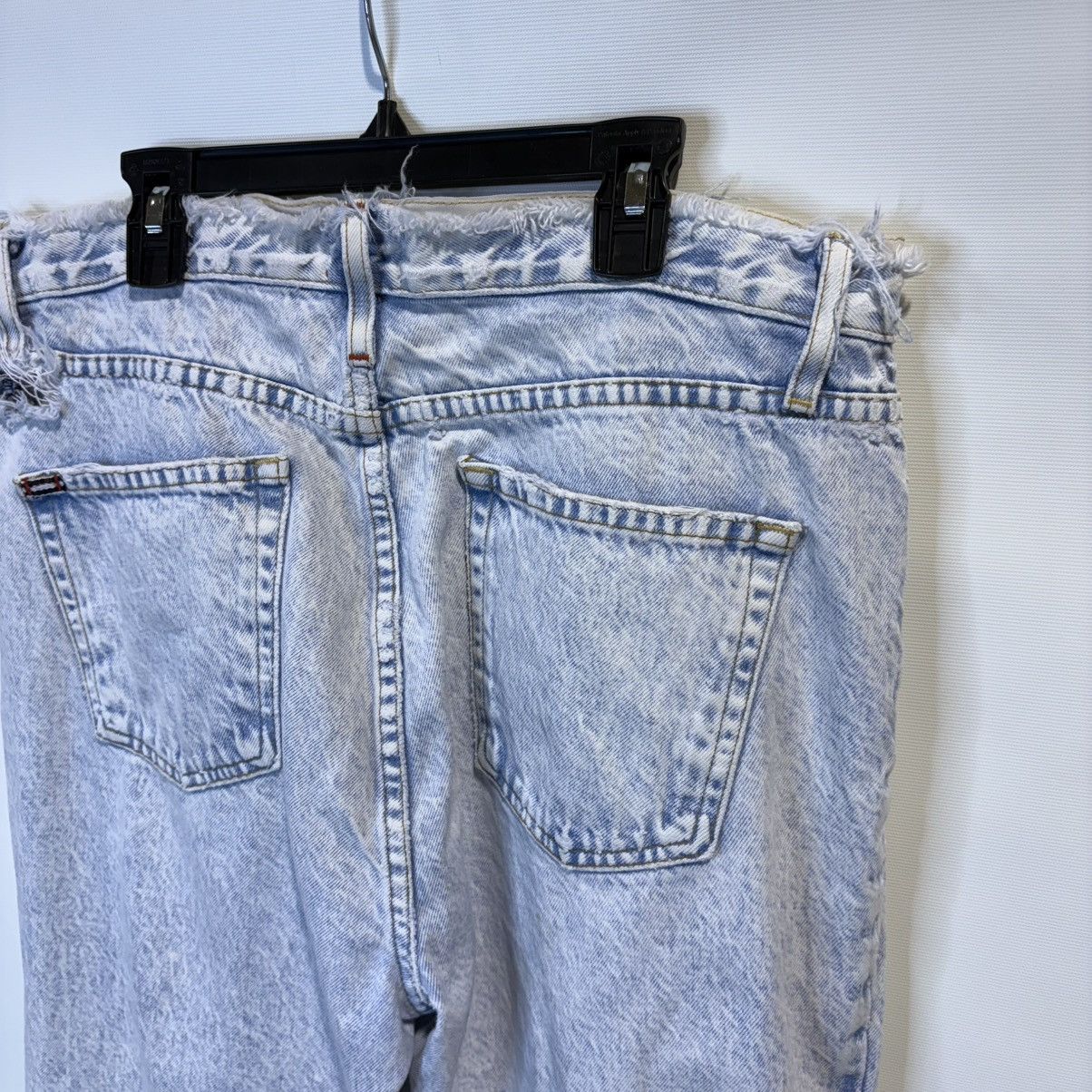 Alice + Olivia ALICE+OLIVIA AMAZING HIGH RISE BOYFRIEND JEAN DISTRESSED -31 Size 31" - 2 Thumbnail