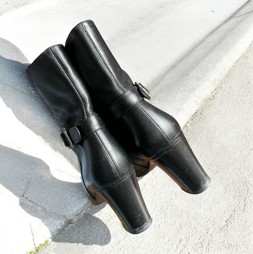 Salvatore Ferragamo Black Leather Salvatore Ferragamo classic Bootie Size 6 1/2 Size US 6.5 / IT 36.5 - 6 Thumbnail