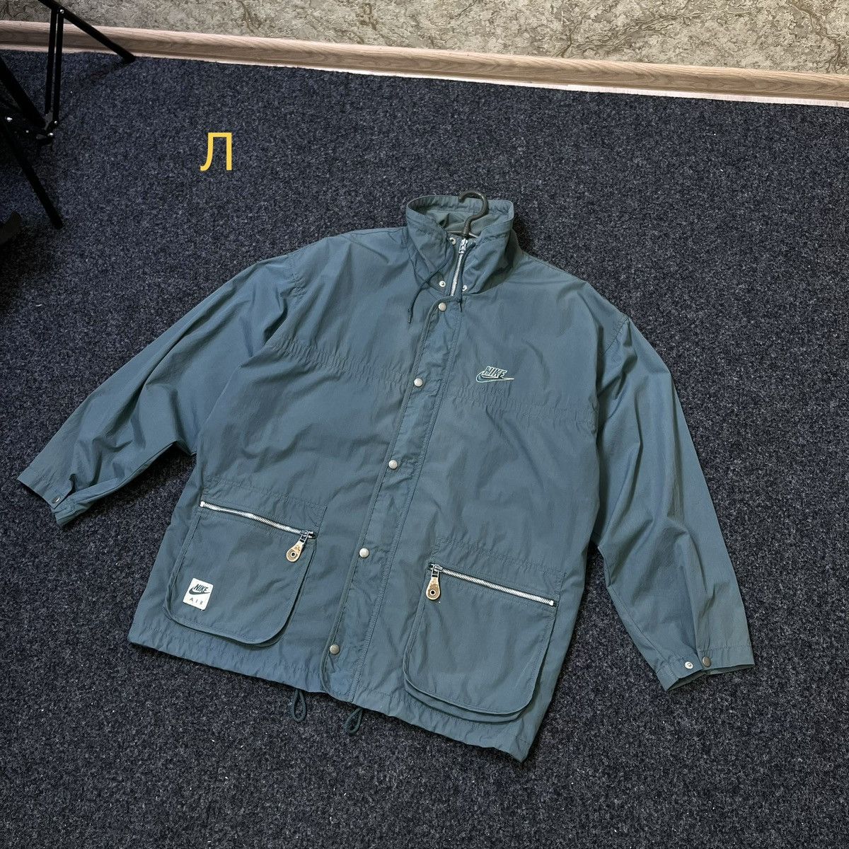 Nike Vintage Nike AIR Nylon Zip Jacket Windbreaker Size US L / EU 52-54 / 3 - 1 Thumbnail