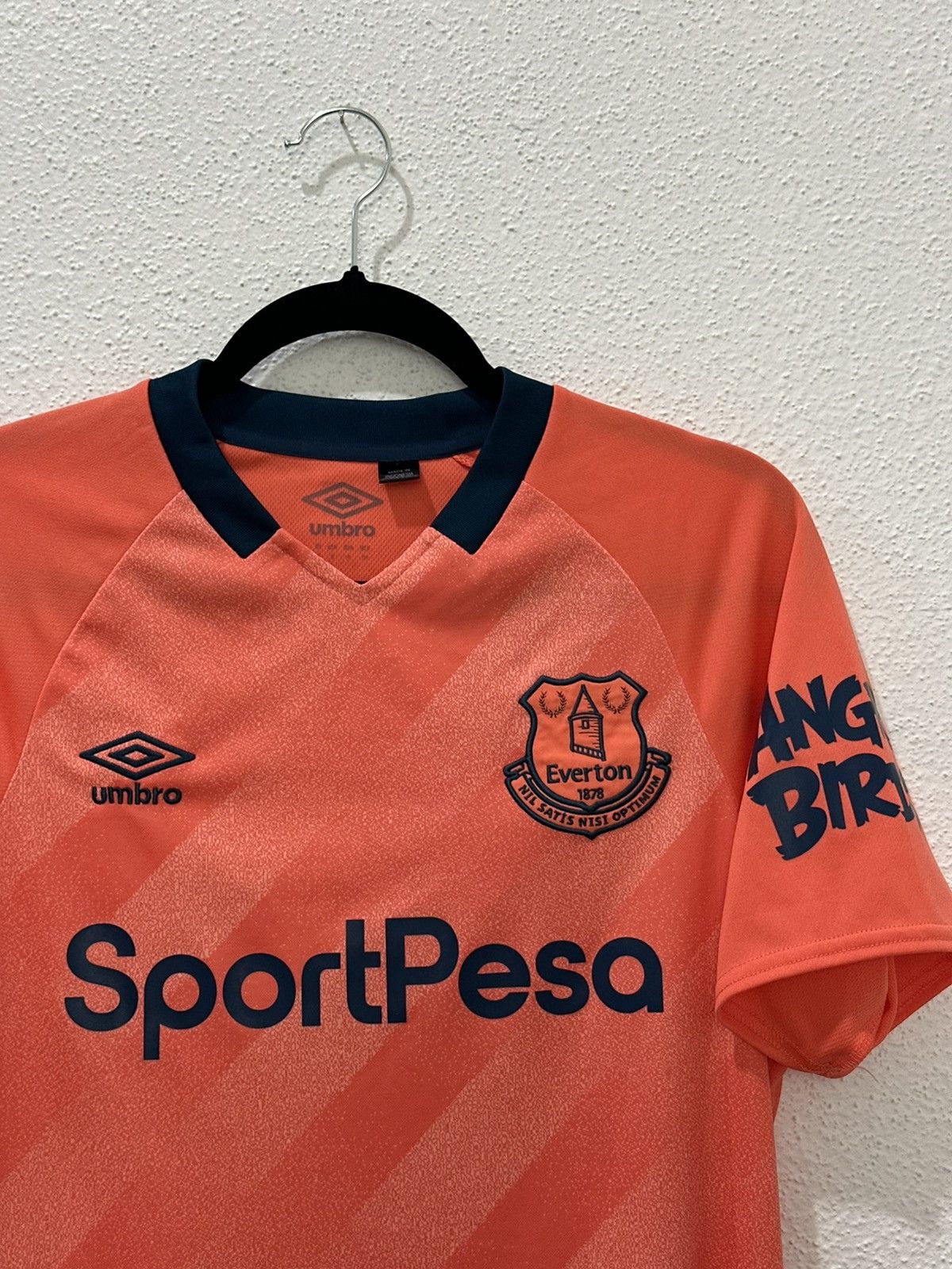 Umbro Everton FC 2019/20 Third Jersey Coral/Orange Umbro Sportpesa Size US S / EU 44-46 / 1 - 2 Thumbnail
