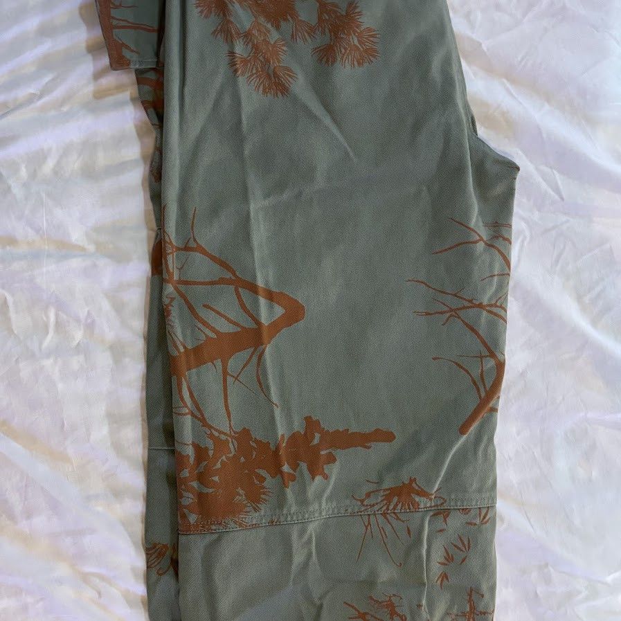 H&M Edition by H&M "Max" Tree Print Cargo Pants -Size 36/32 Size US 36 / EU 52 - 5 Thumbnail