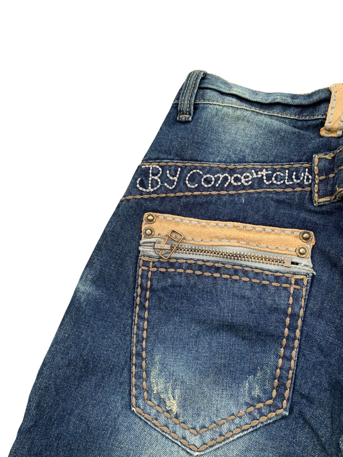 Japanese Brand CONCERT CLUB BUCKLE BACK RUSTY DISTRESSED DENIM Size US 29 - 10 Thumbnail
